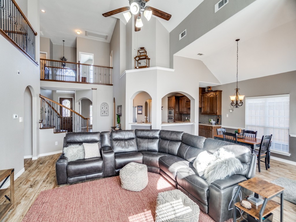 10366 Castello Court