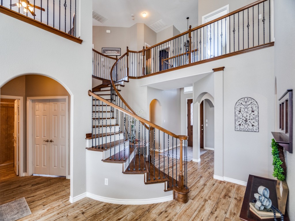 10366 Castello Court