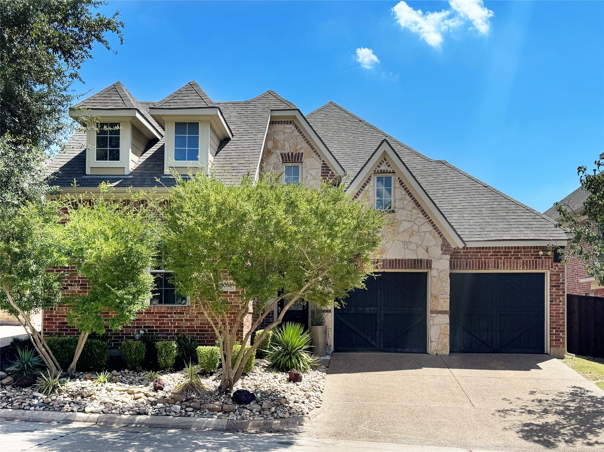3208 Forestbrook Drive