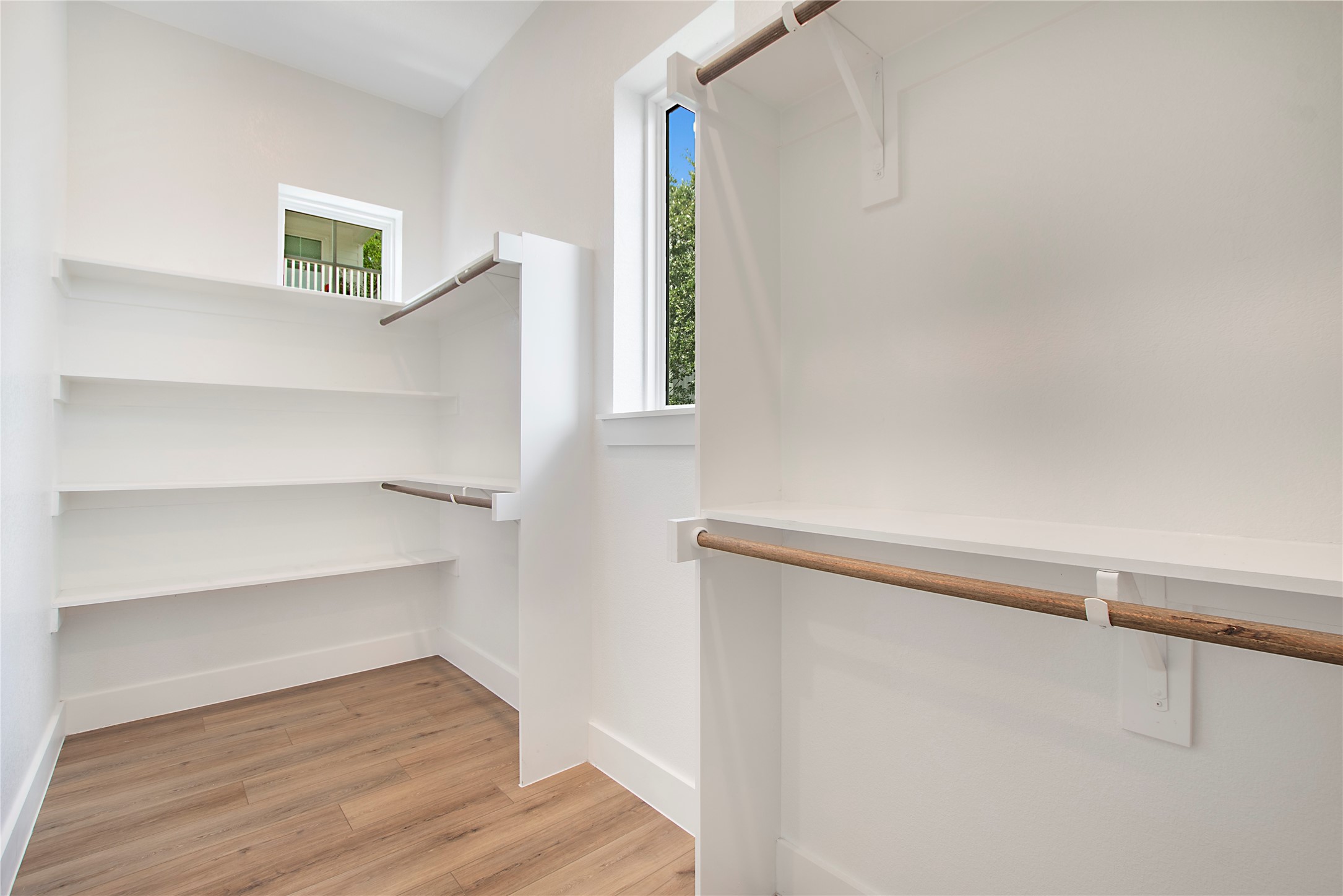 1005 Cavour Place