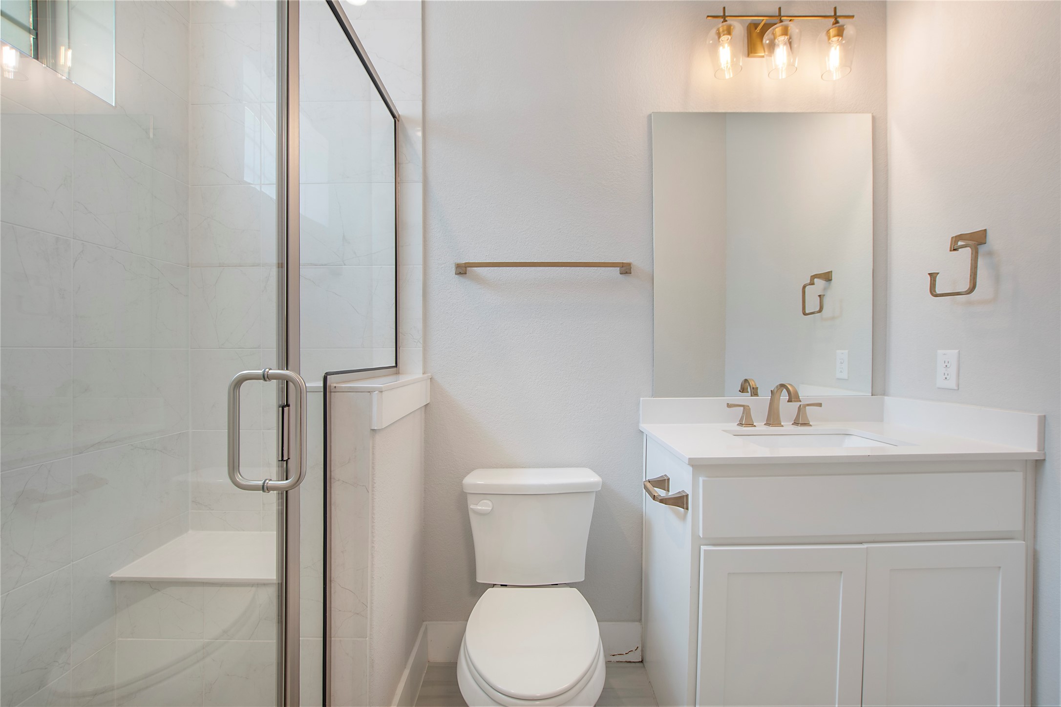 1005 Cavour Place