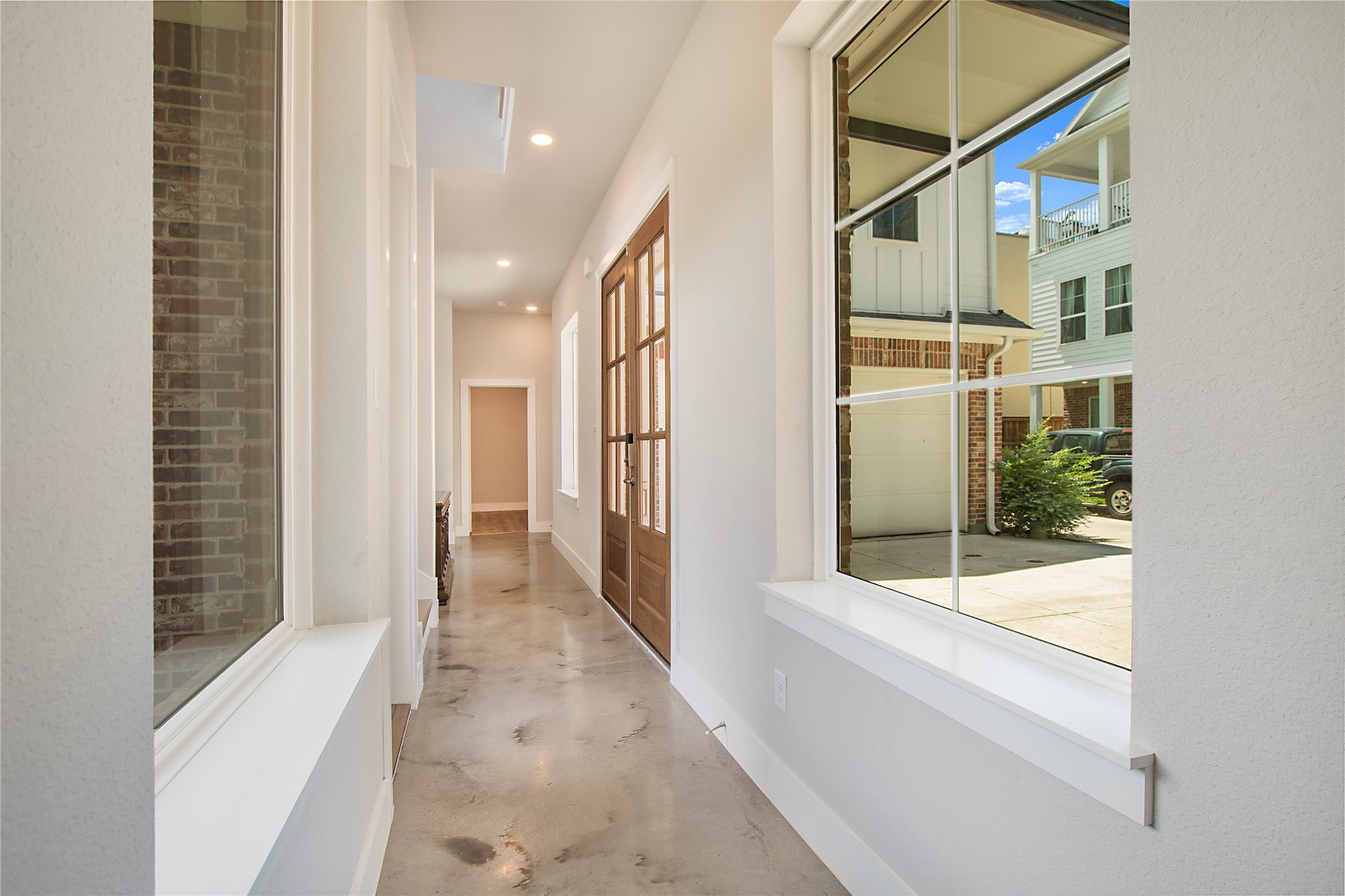 1005 Cavour Place