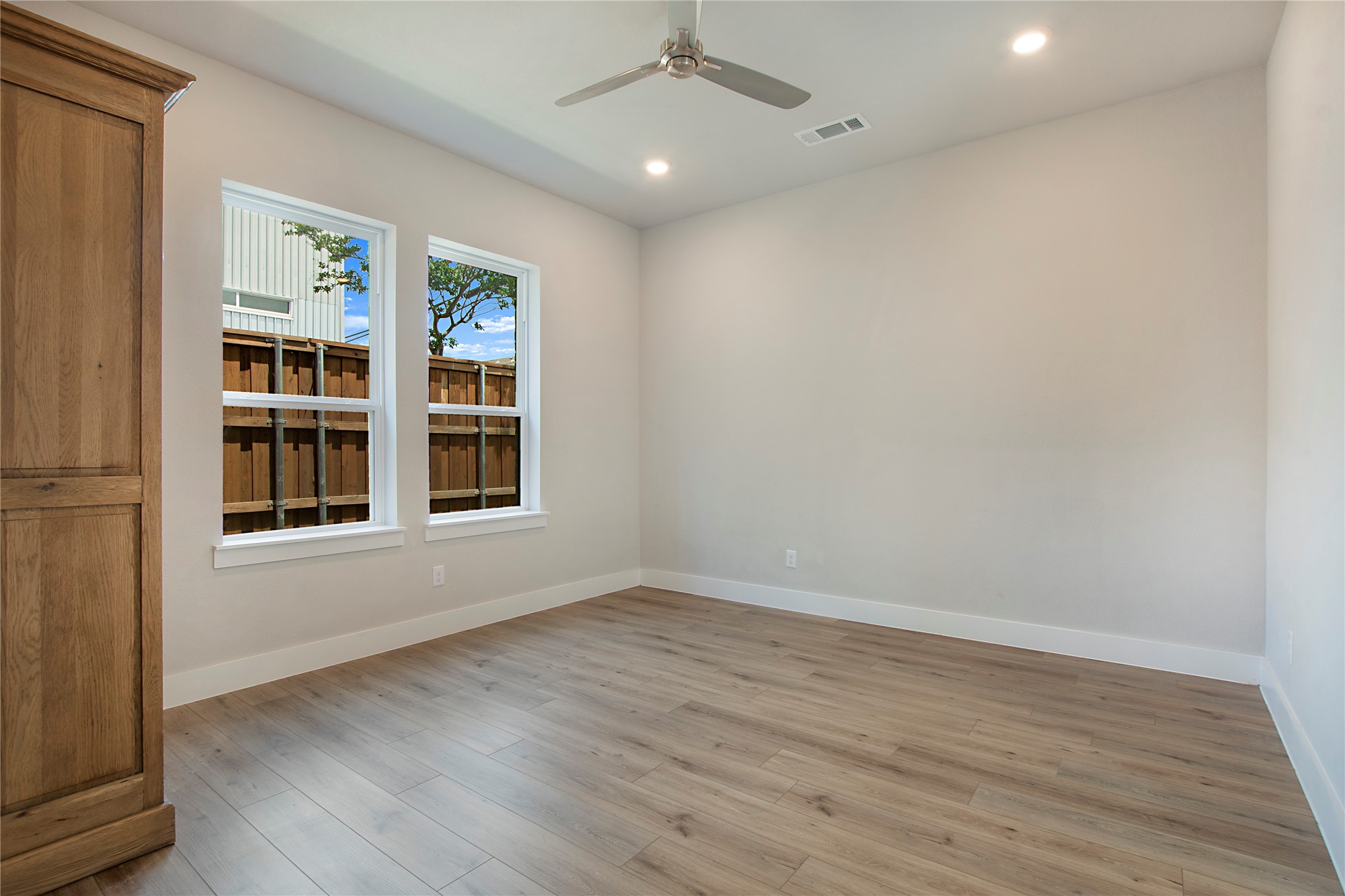 1005 Cavour Place