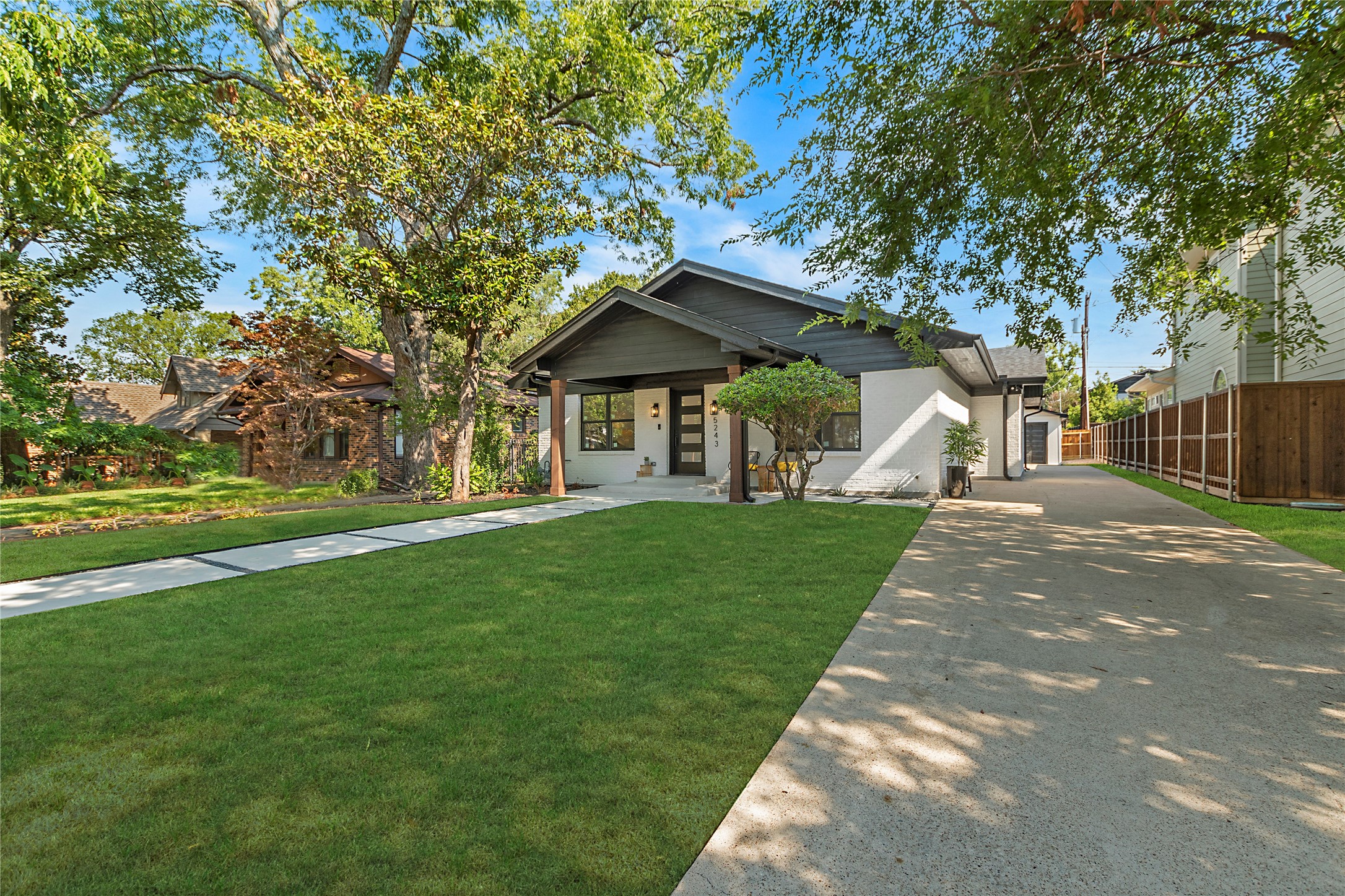 5243 Miller Avenue