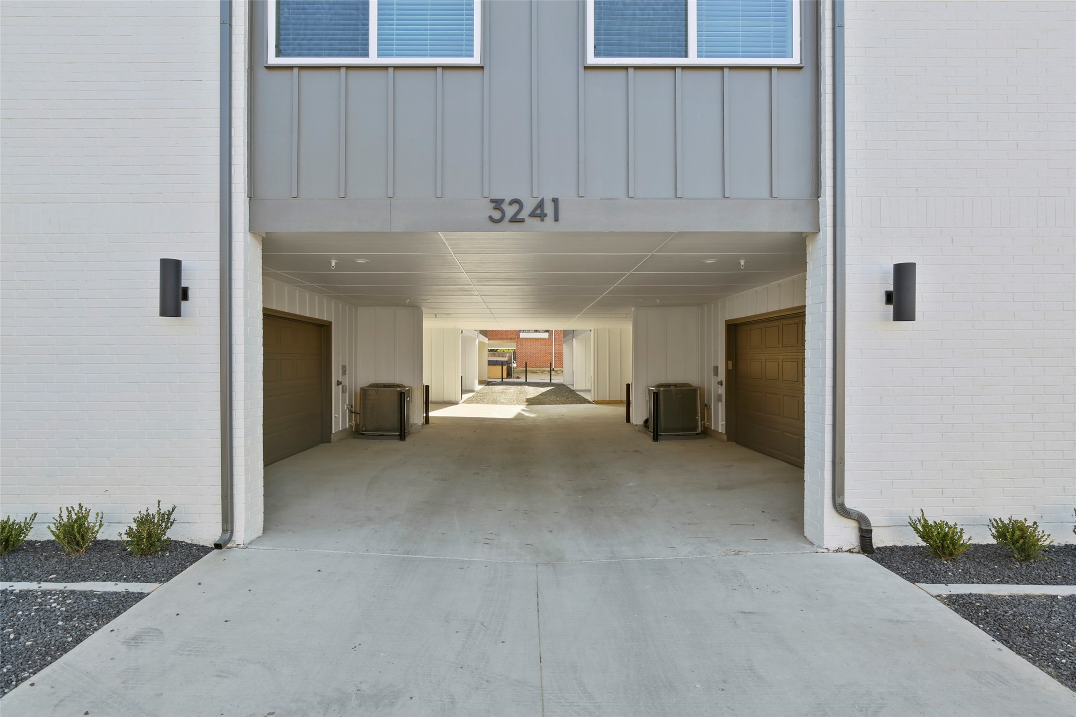 3241 Rosedale Avenue 8