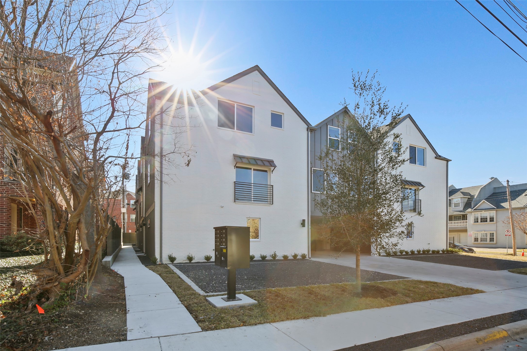 3241 Rosedale Avenue 8