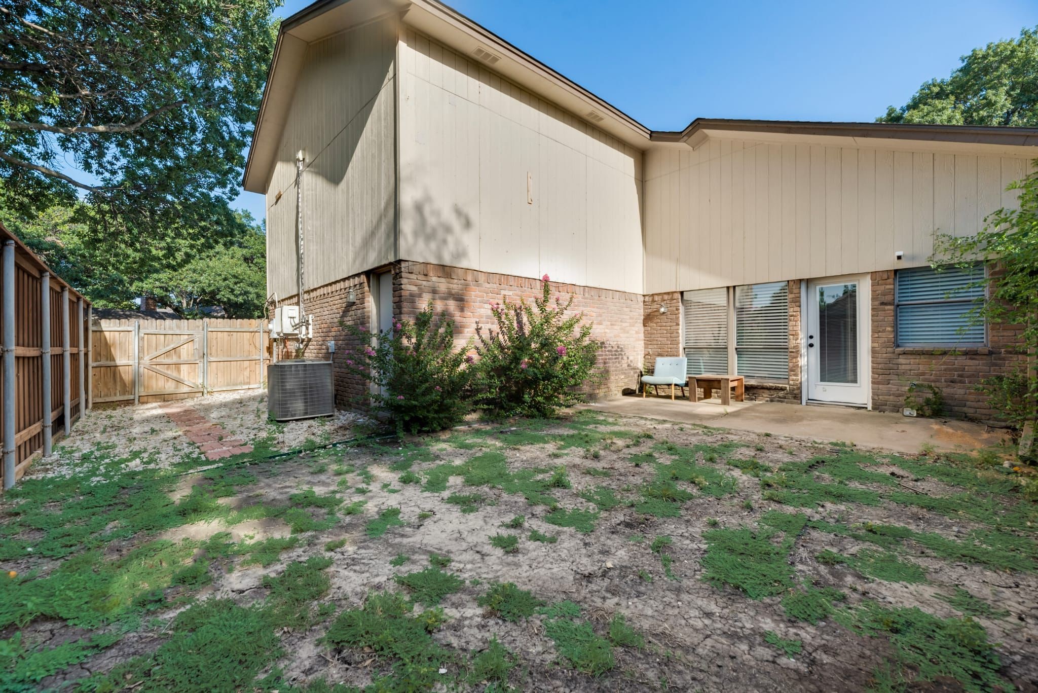 1904 Webster Drive