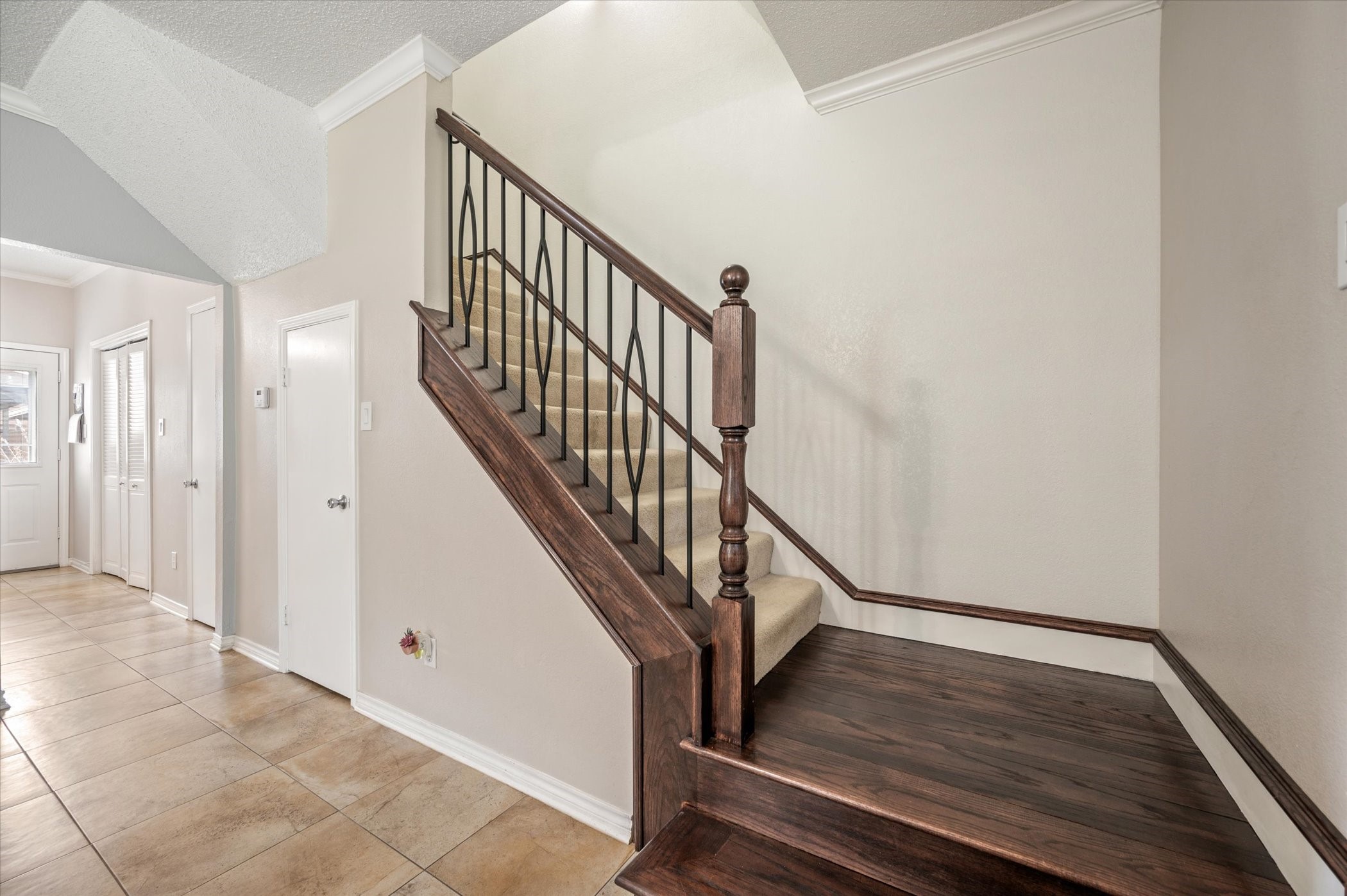 705 Essex Place