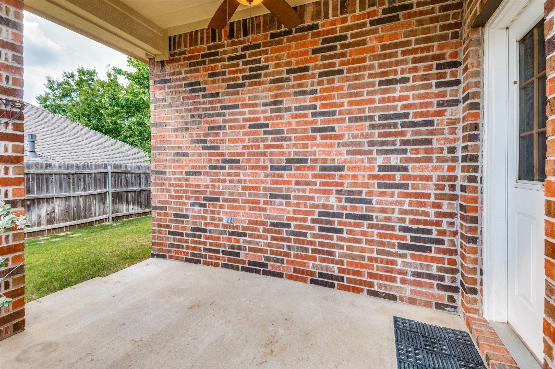 1228 Orchard Breeze