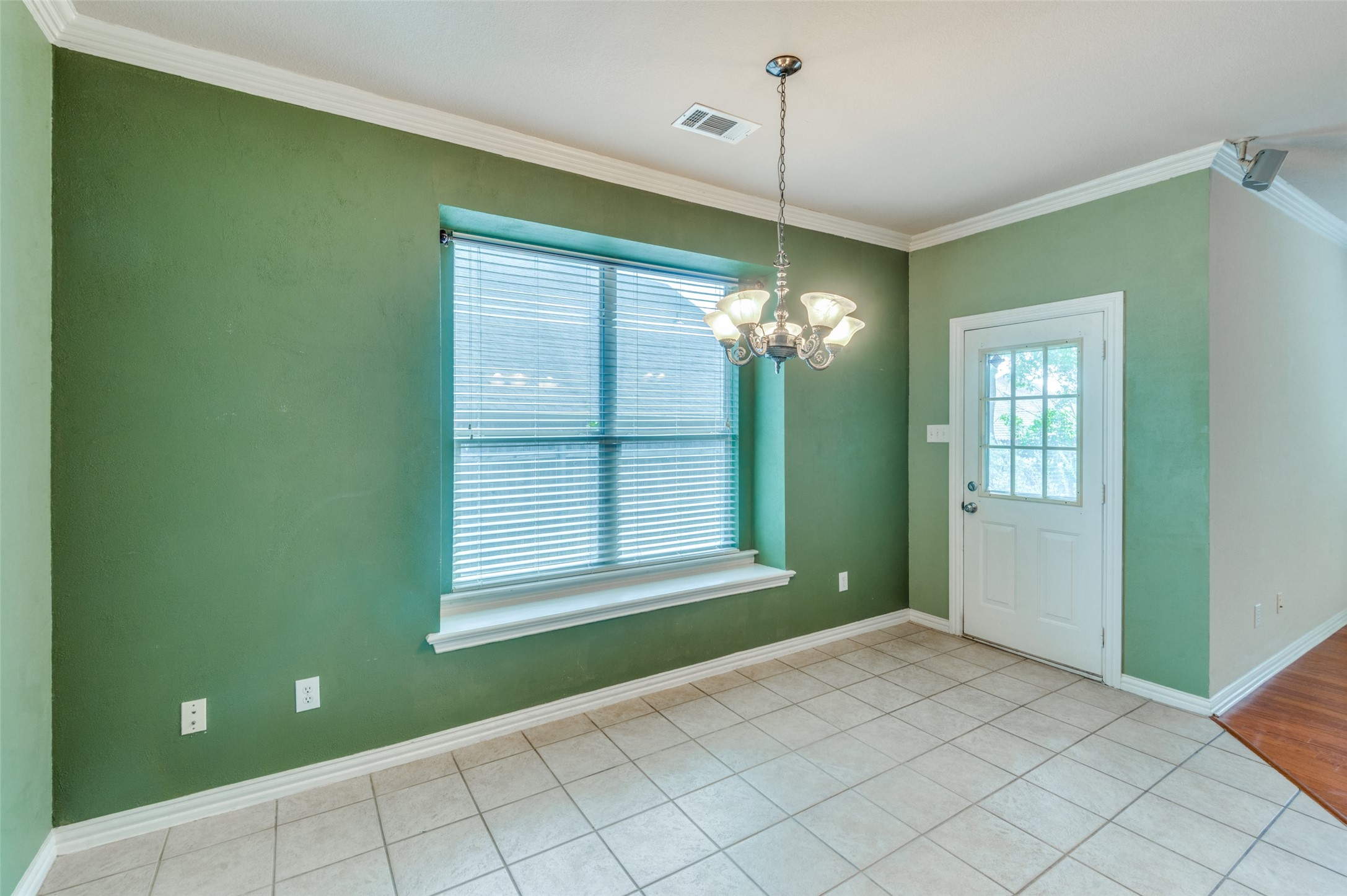 1228 Orchard Breeze