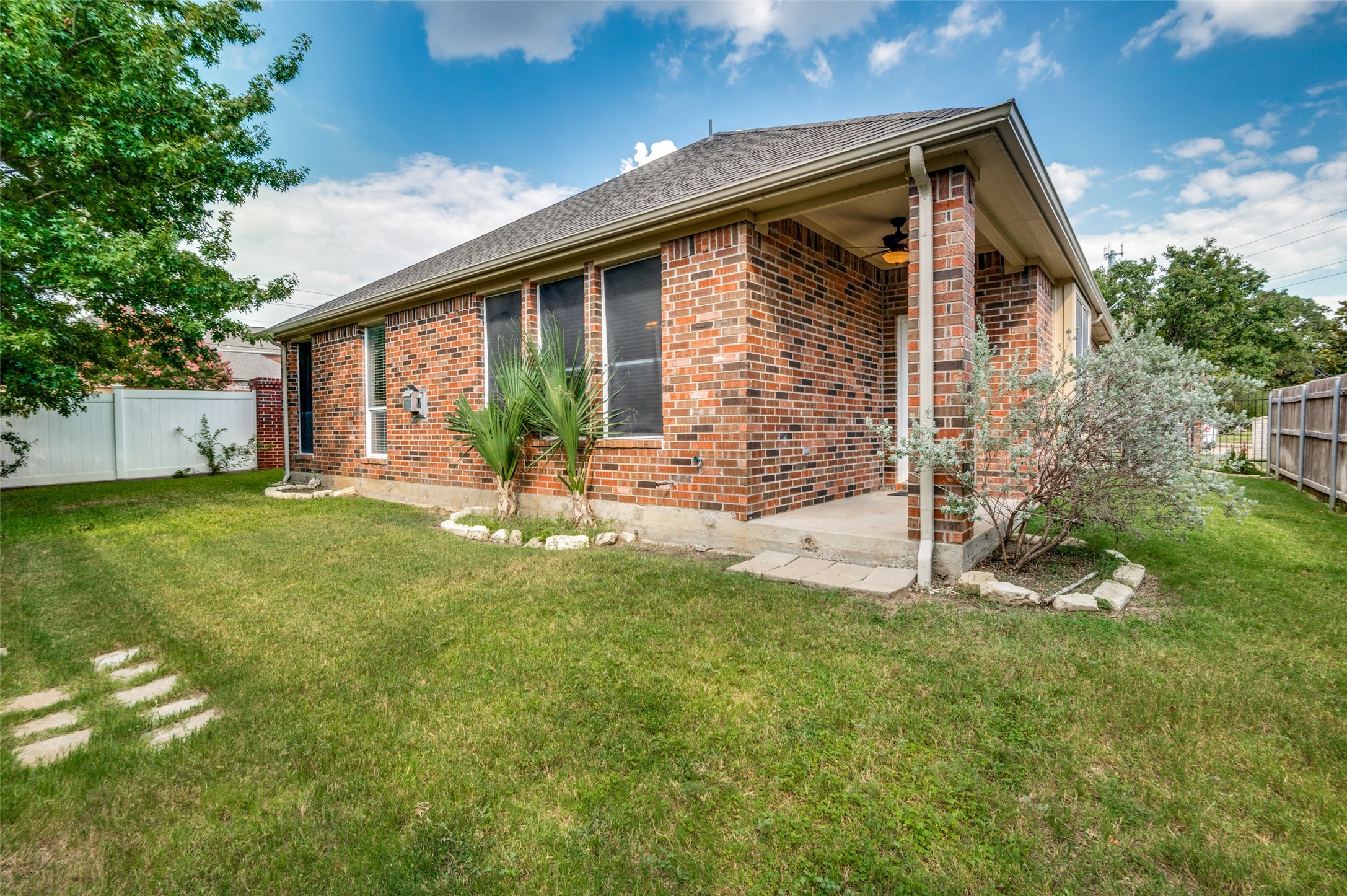 1228 Orchard Breeze