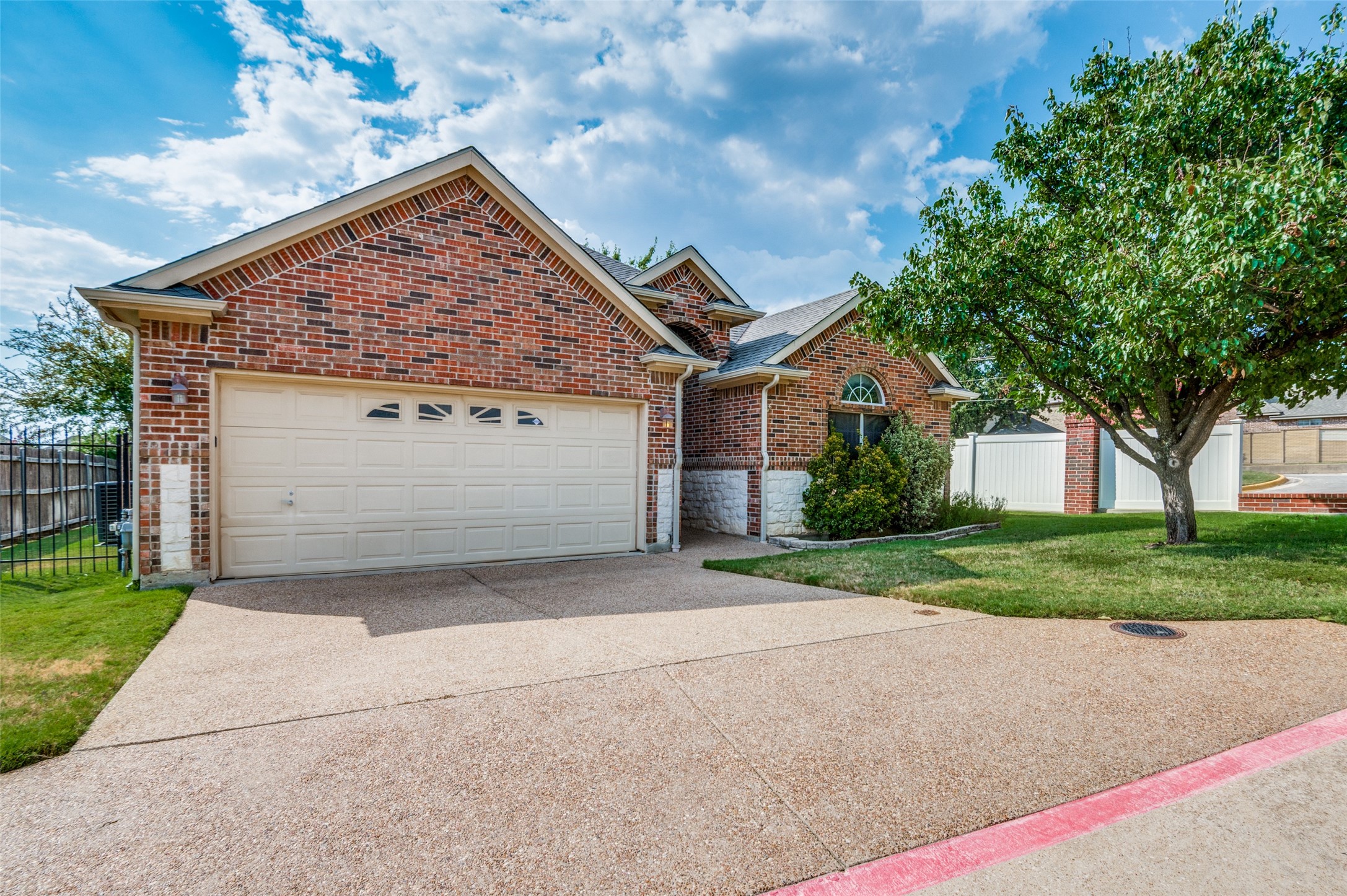1228 Orchard Breeze