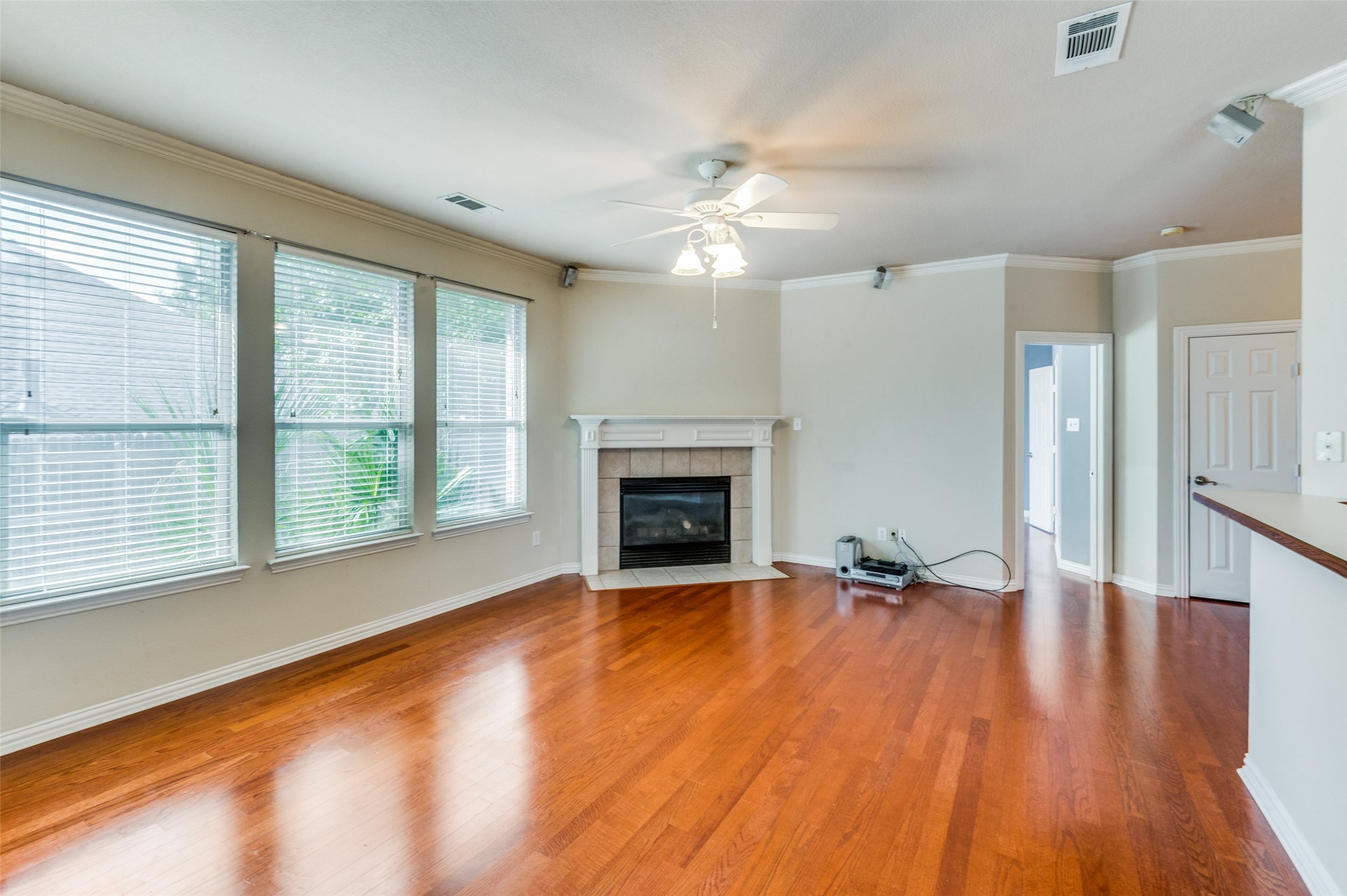 1228 Orchard Breeze