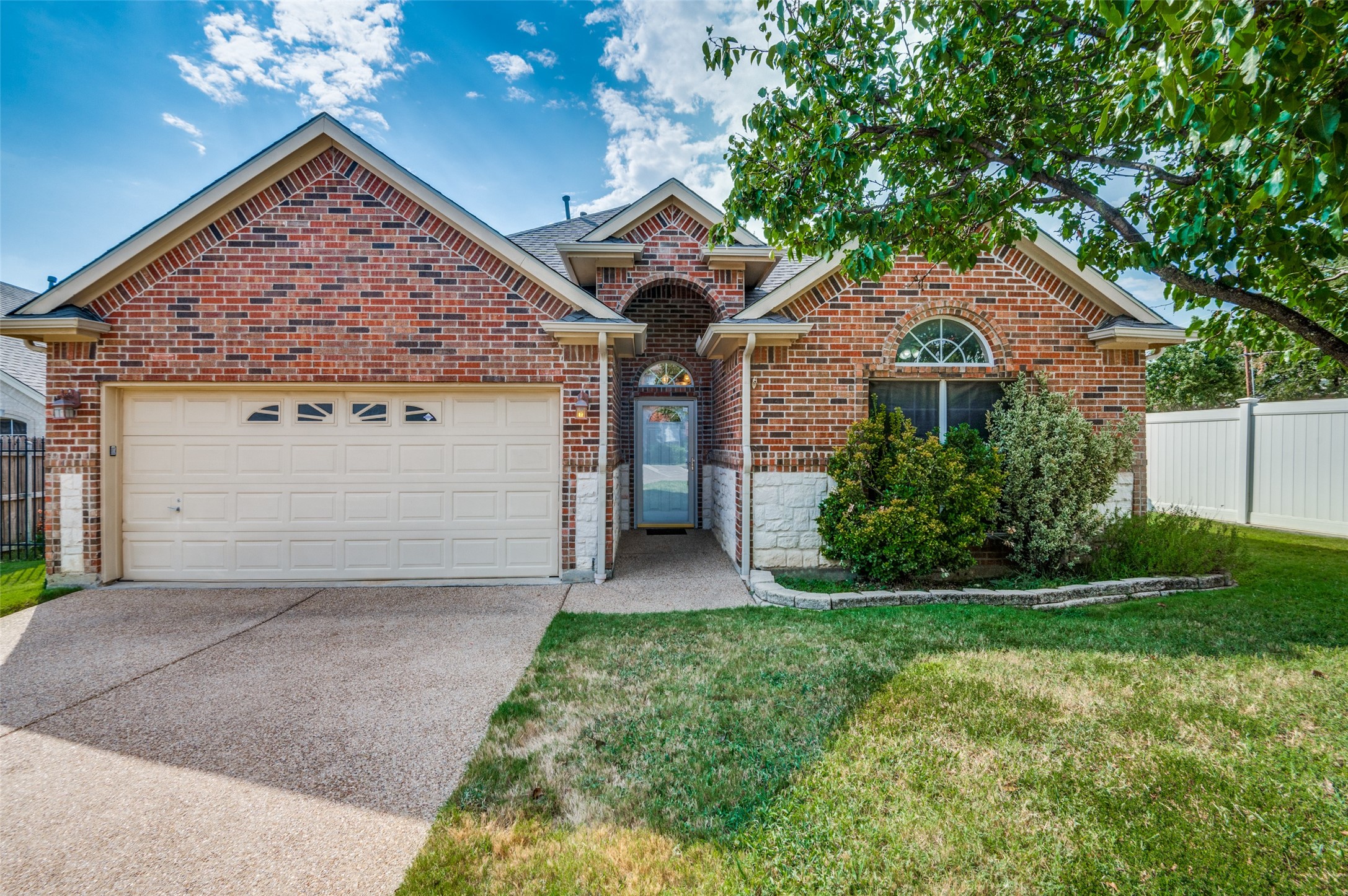 1228 Orchard Breeze