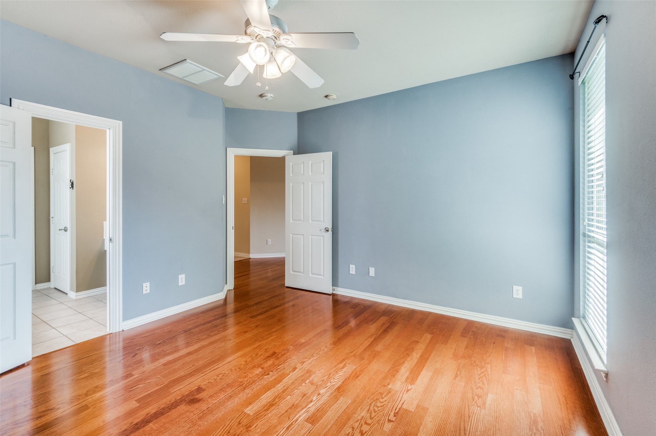1228 Orchard Breeze