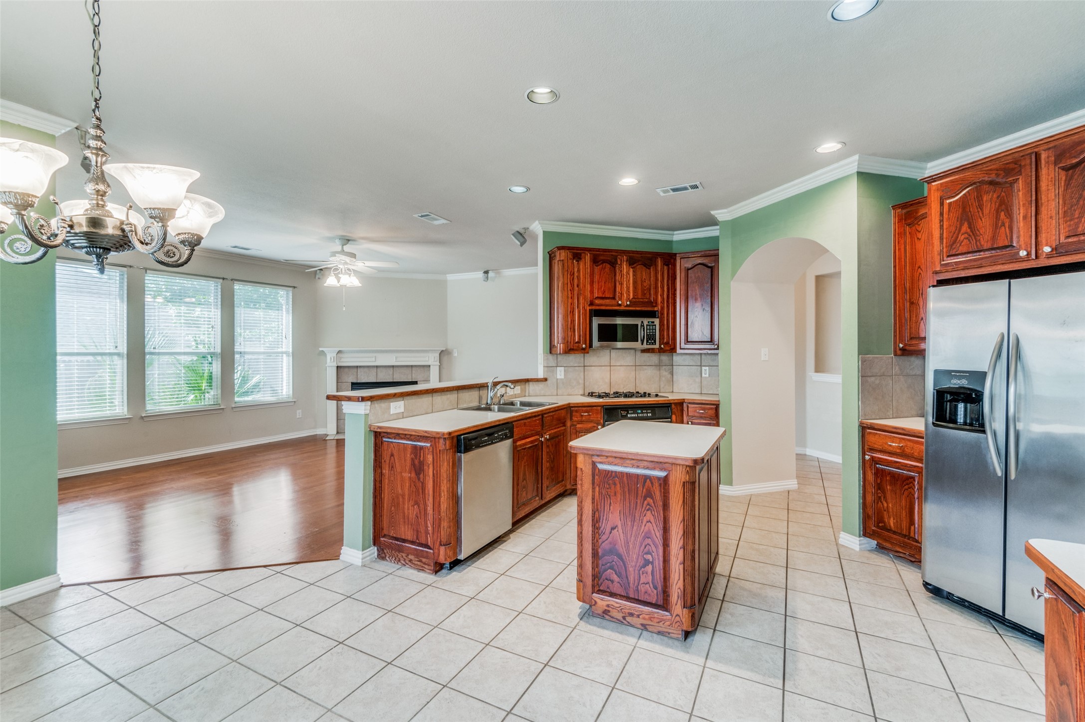 1228 Orchard Breeze