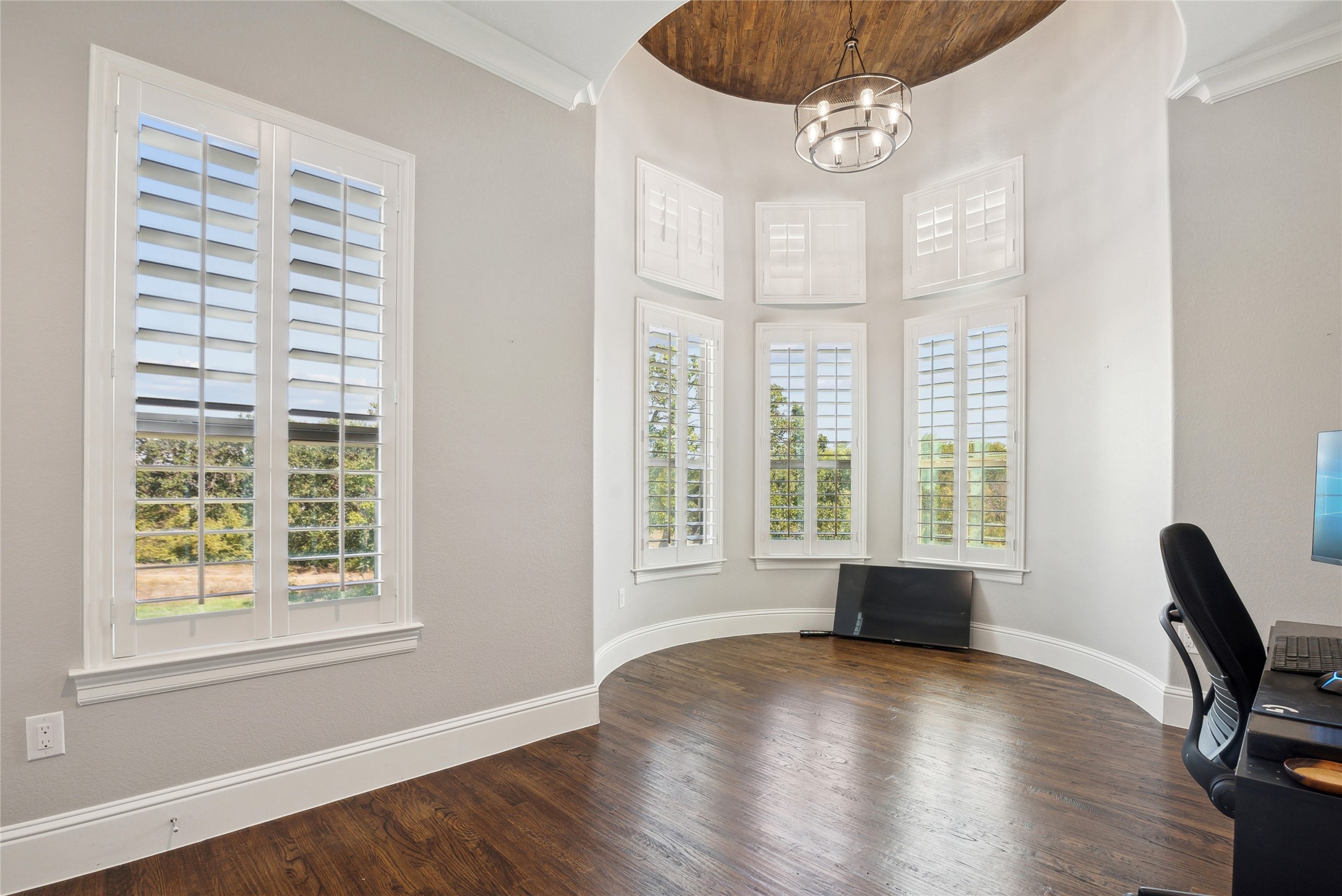 265 N Trinity Road