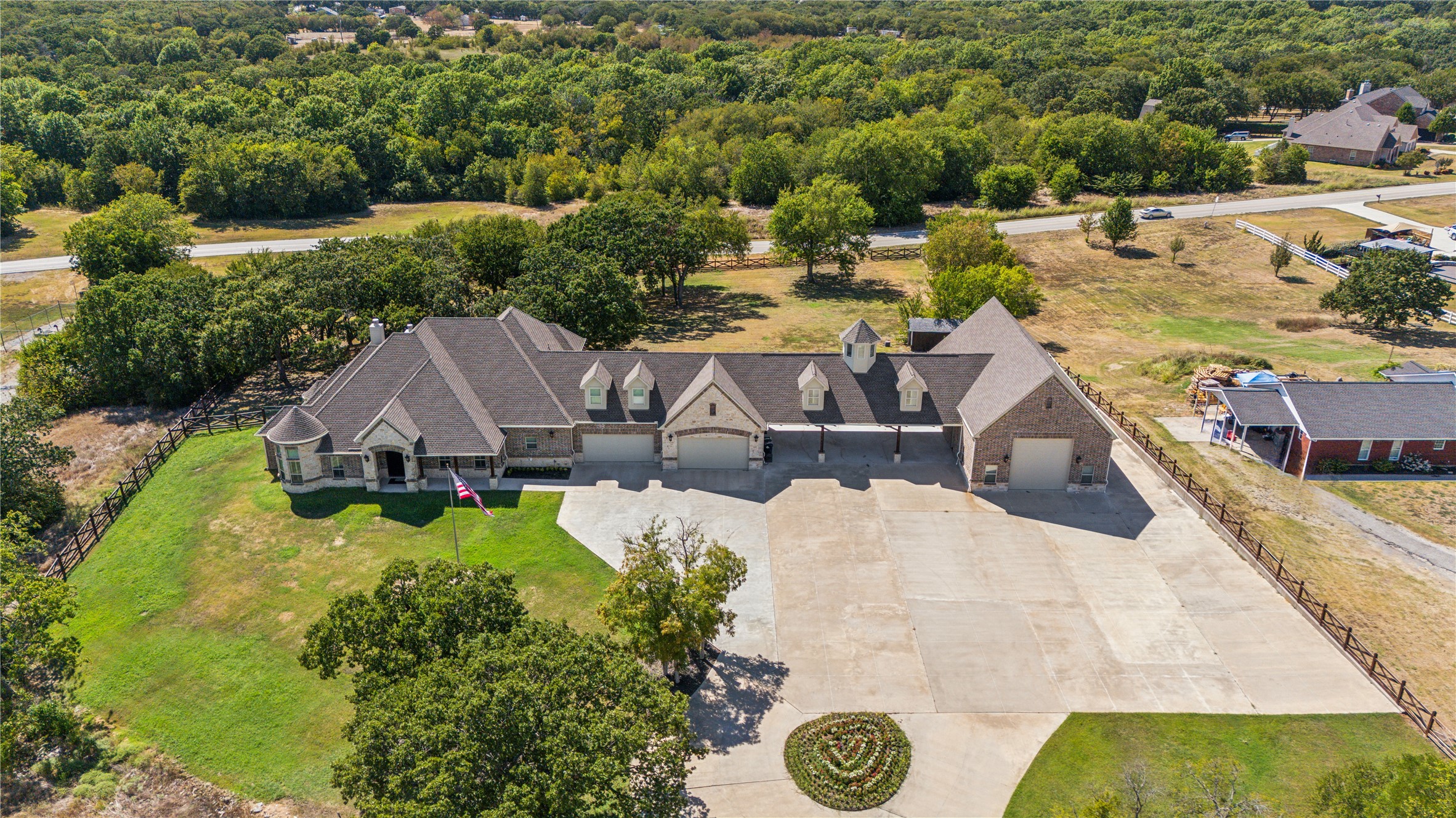 265 N Trinity Road