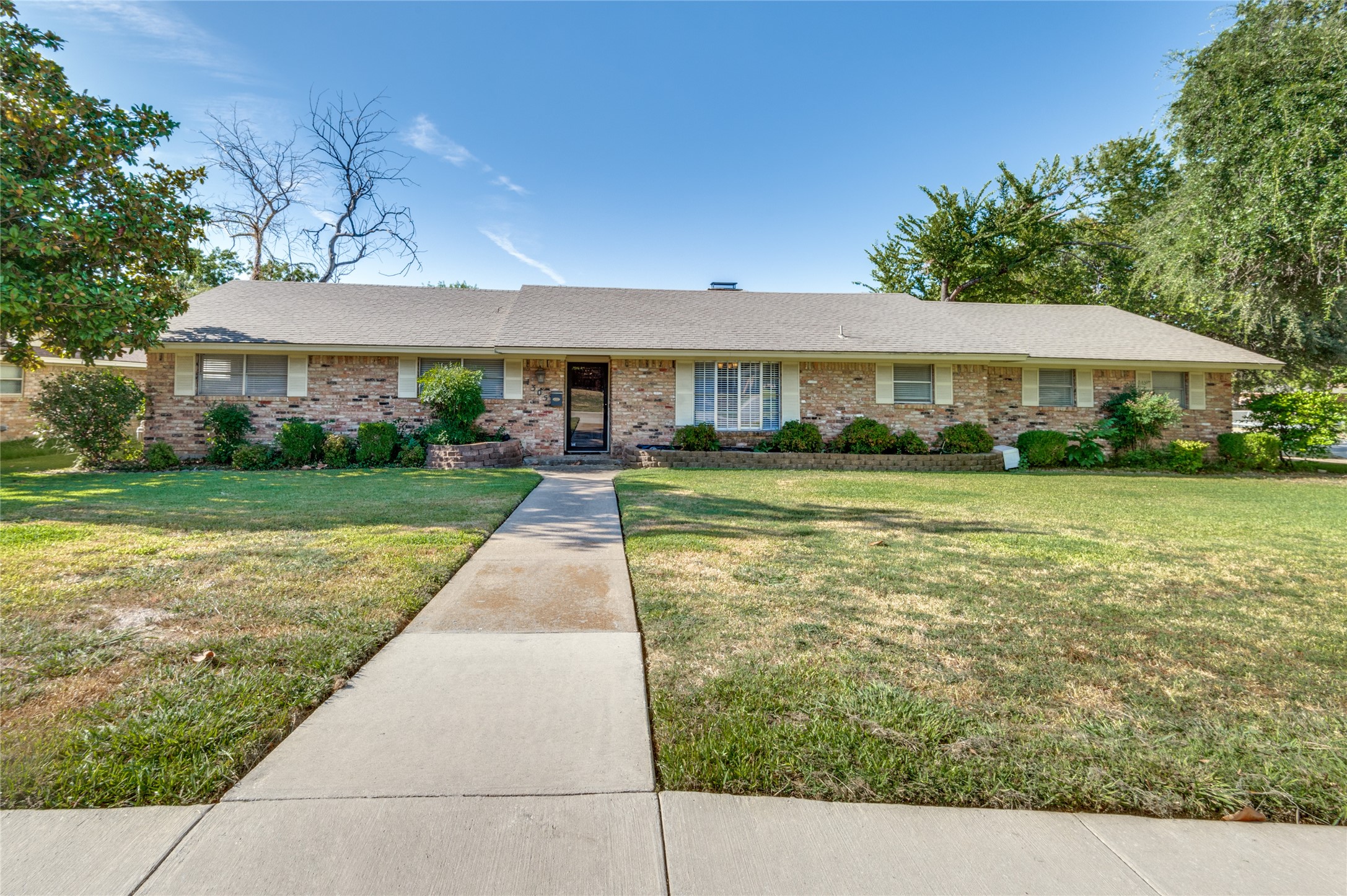 1305 Capetown Drive