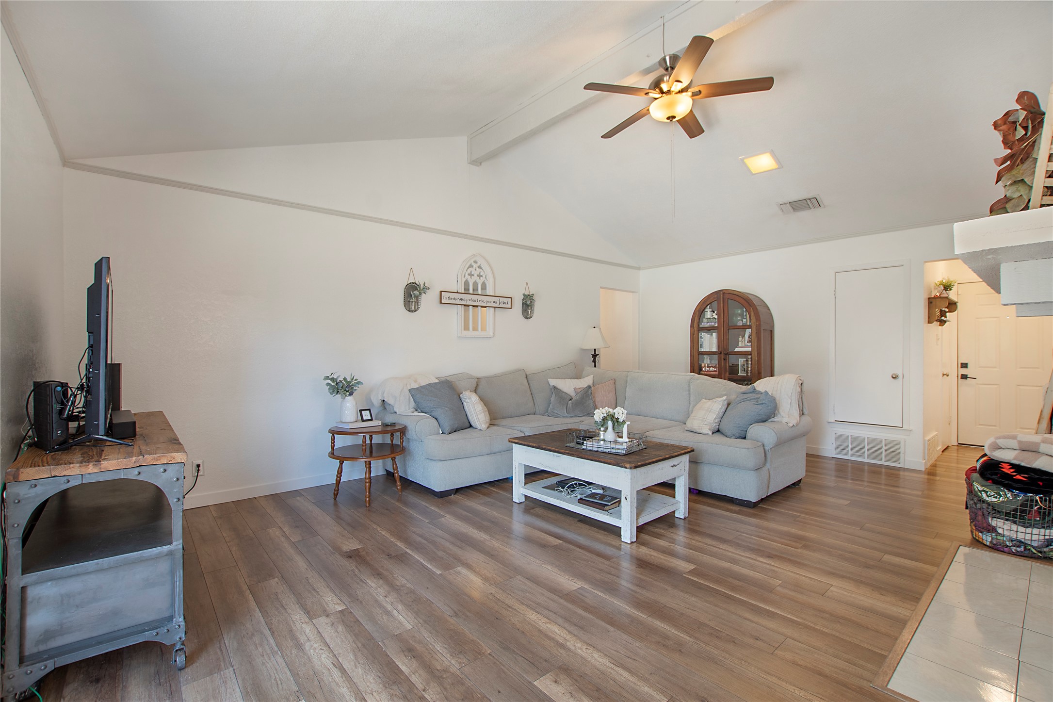 1129 Melvin Drive