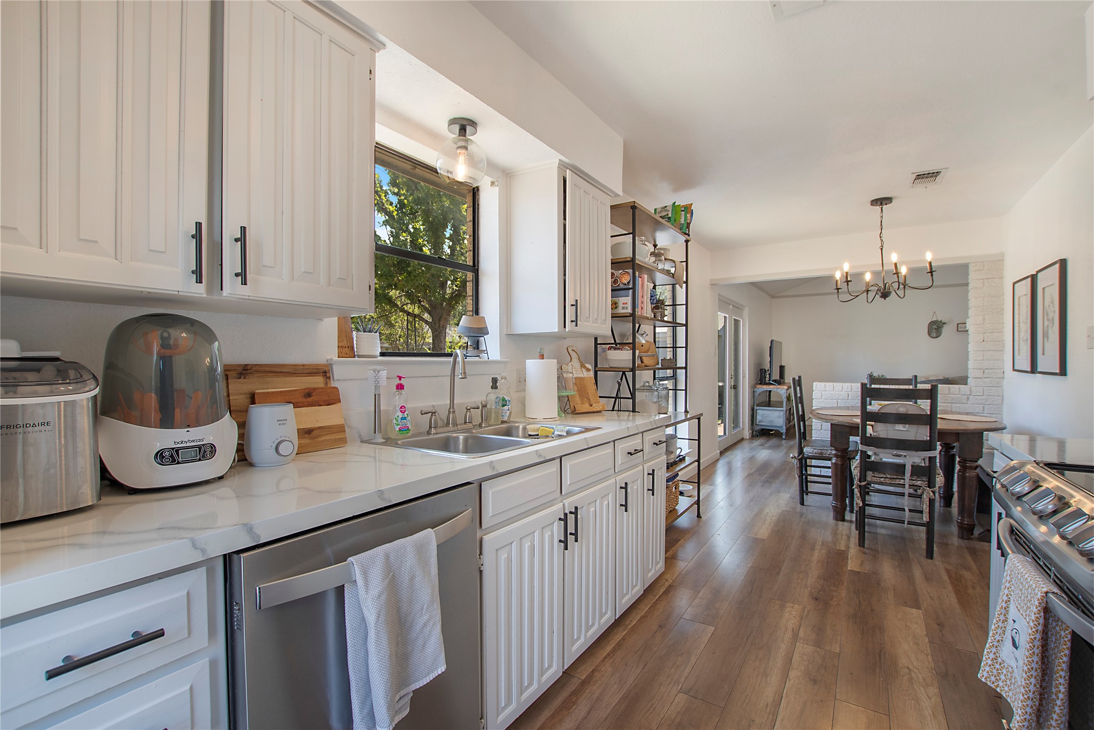 1129 Melvin Drive