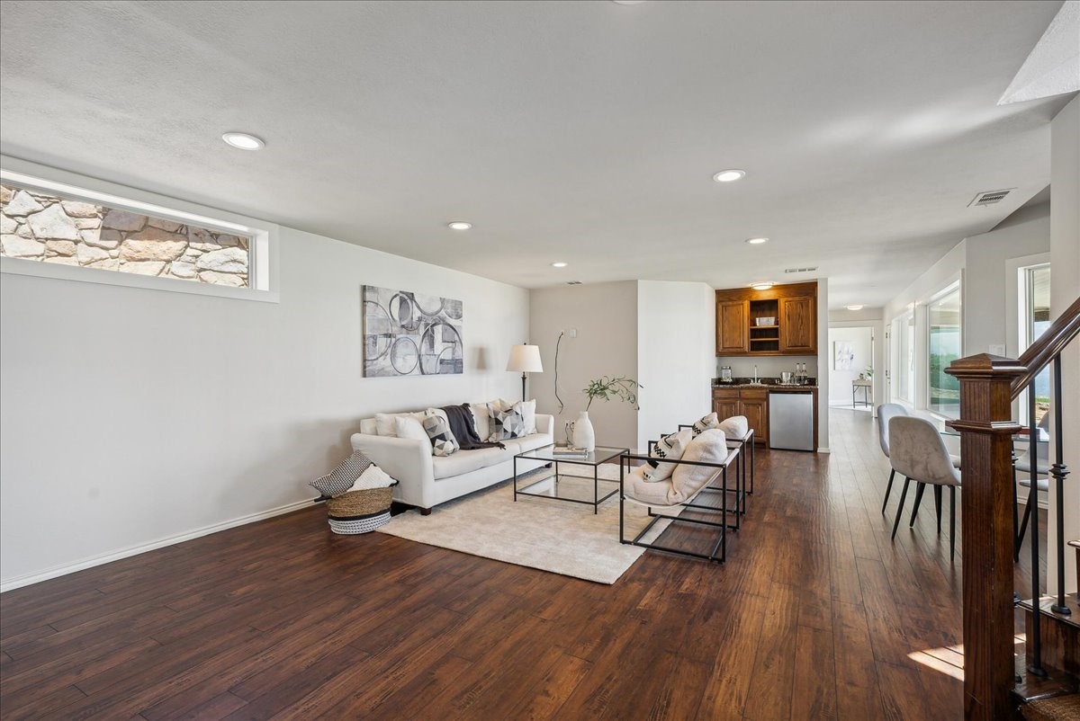 840 Highridge Drive