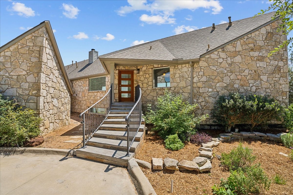 840 Highridge Drive