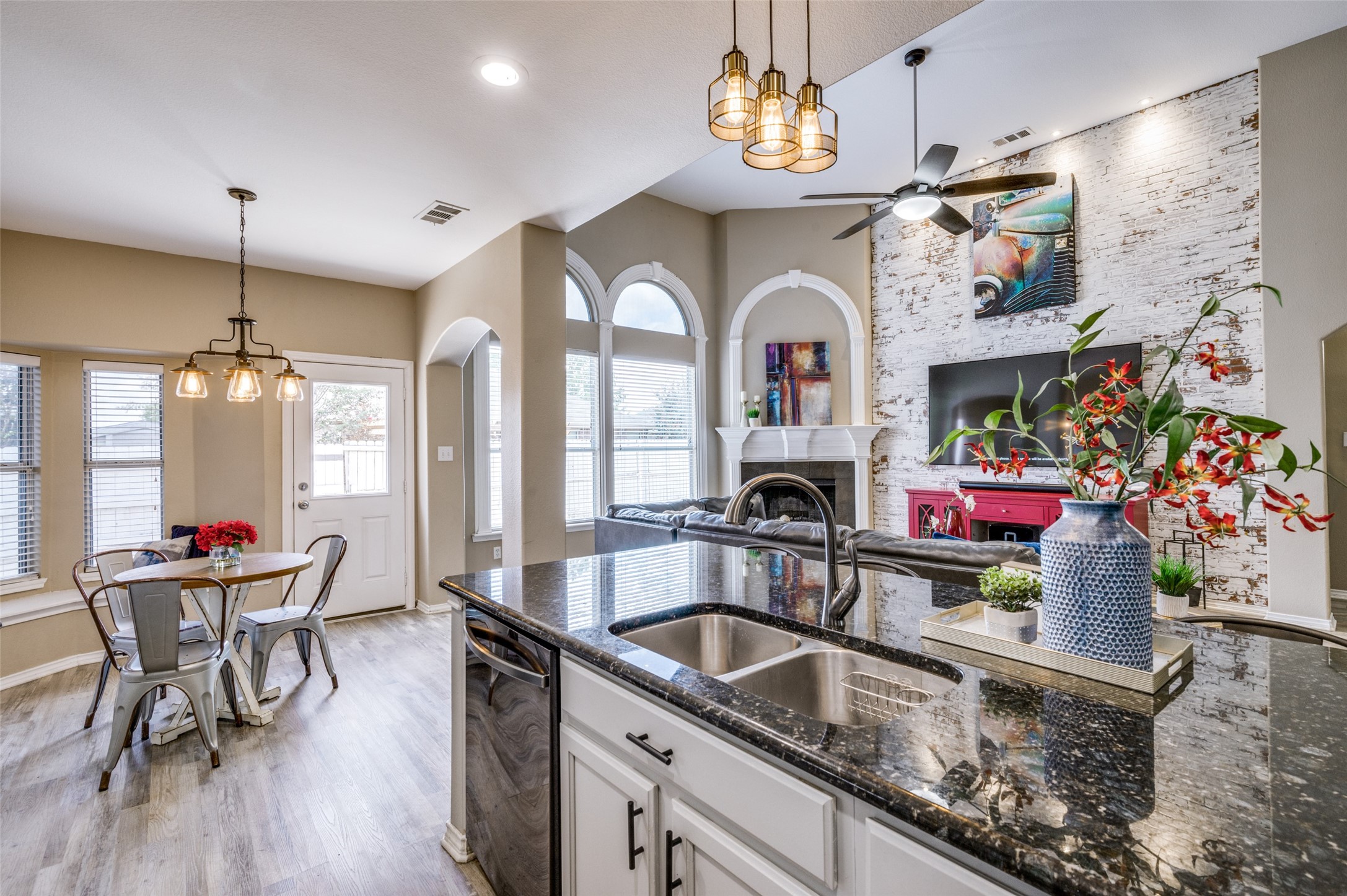 10729 Emerald Park Lane