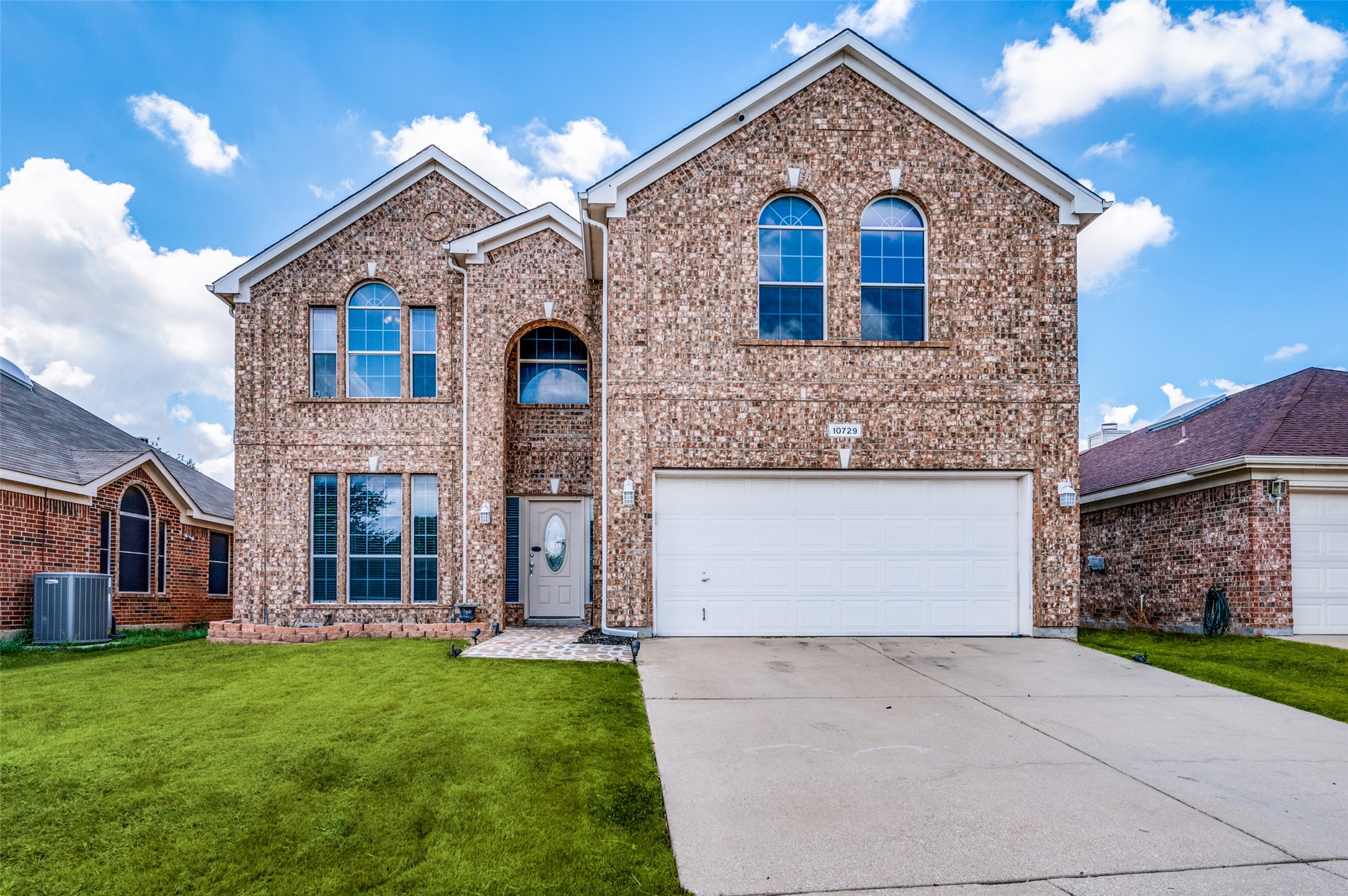 10729 Emerald Park Lane