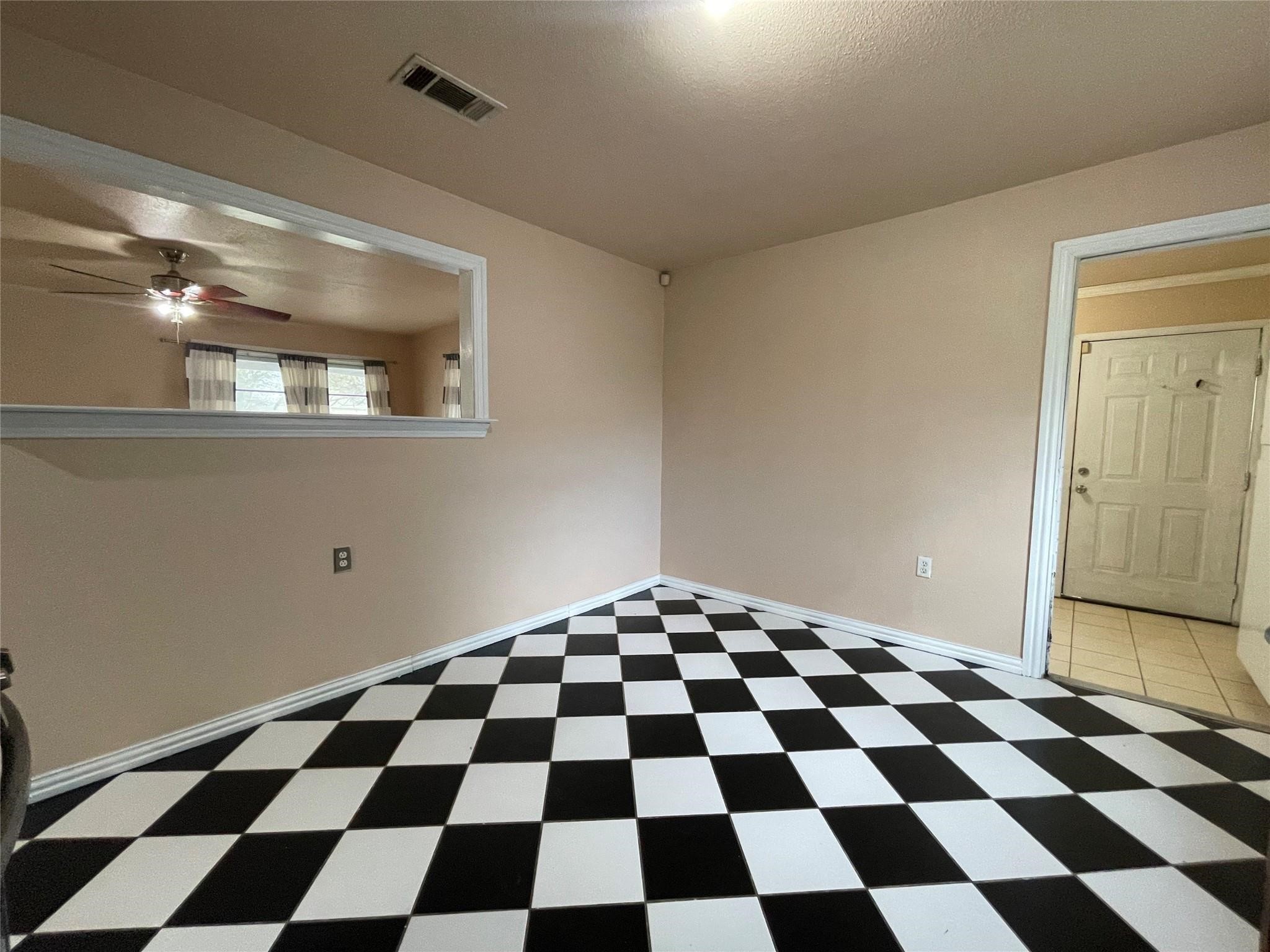 2537 Quentin Court