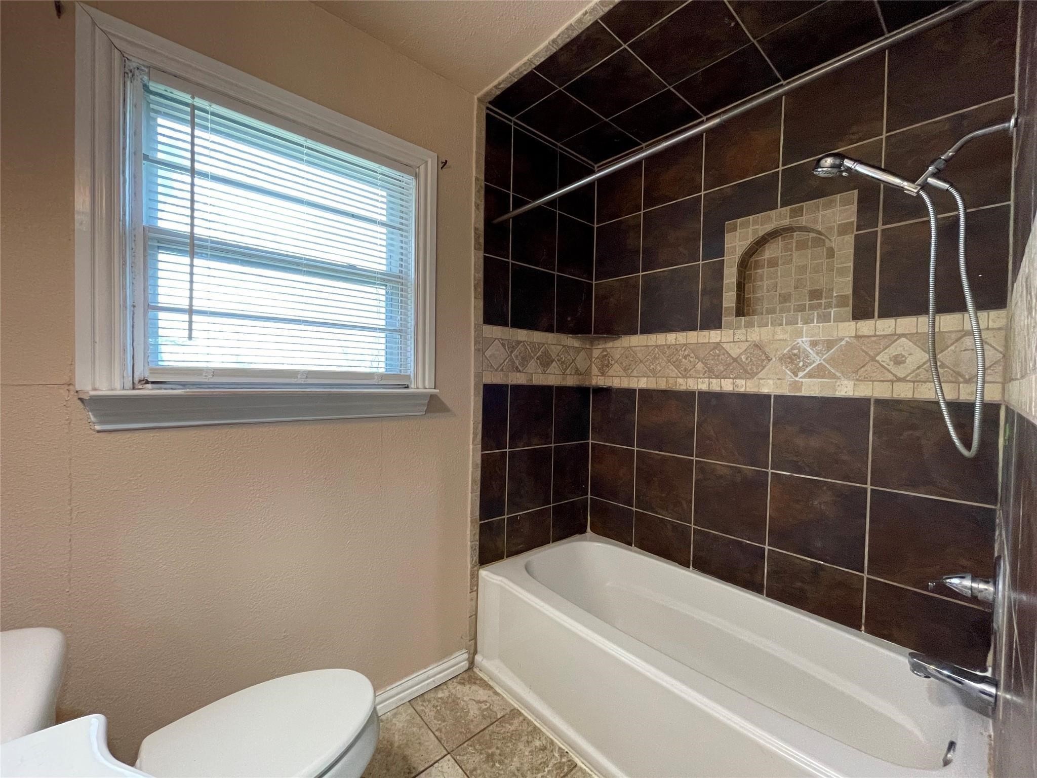 2537 Quentin Court