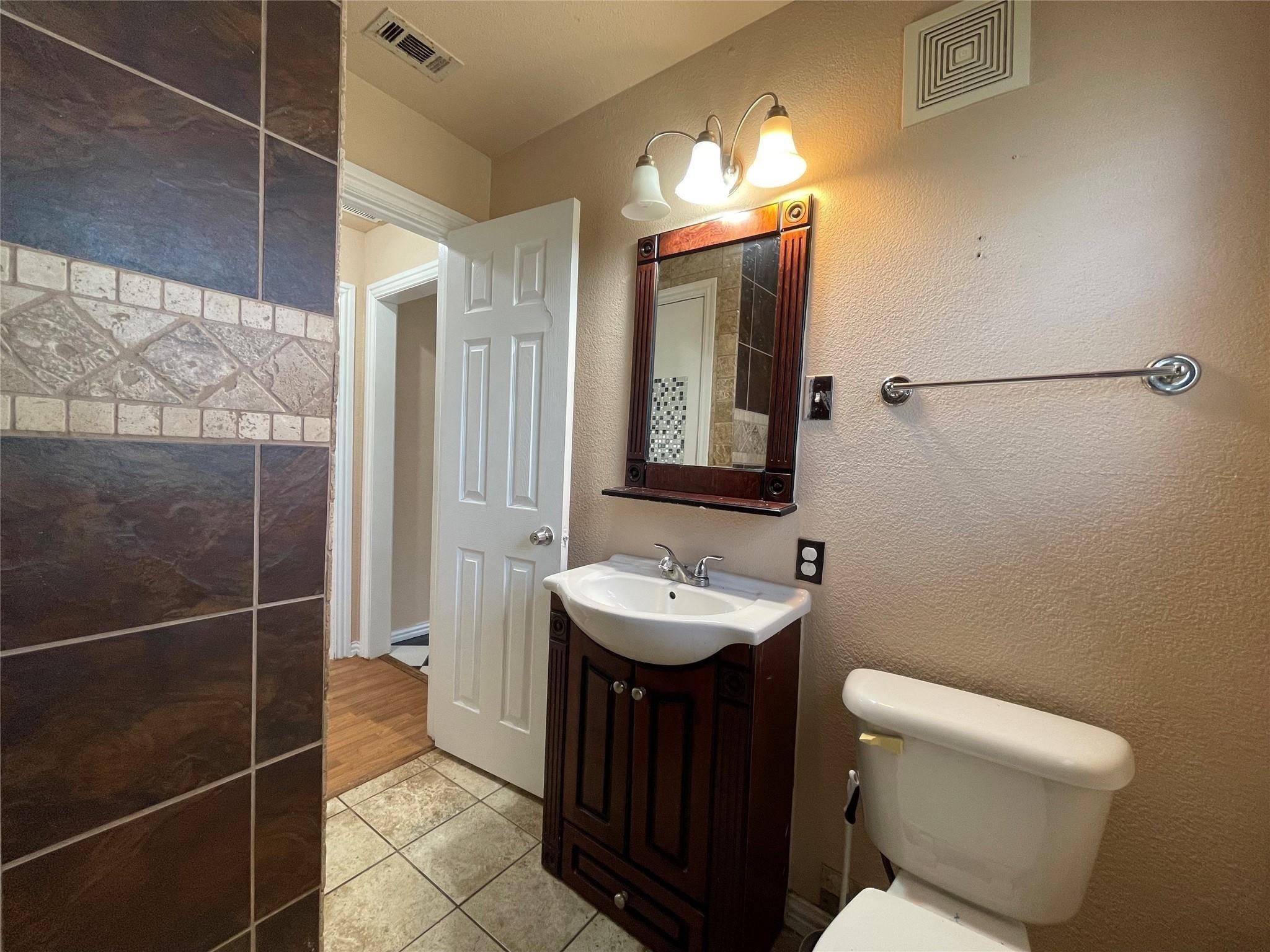 2537 Quentin Court