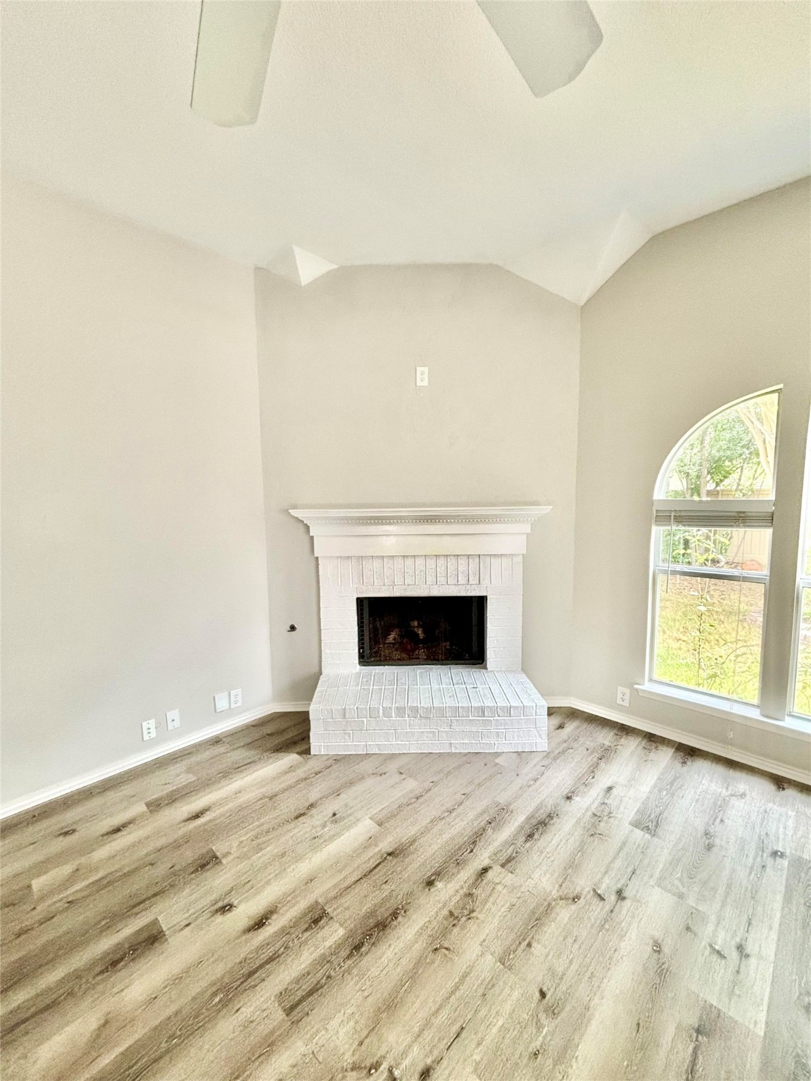2209 tralee circle