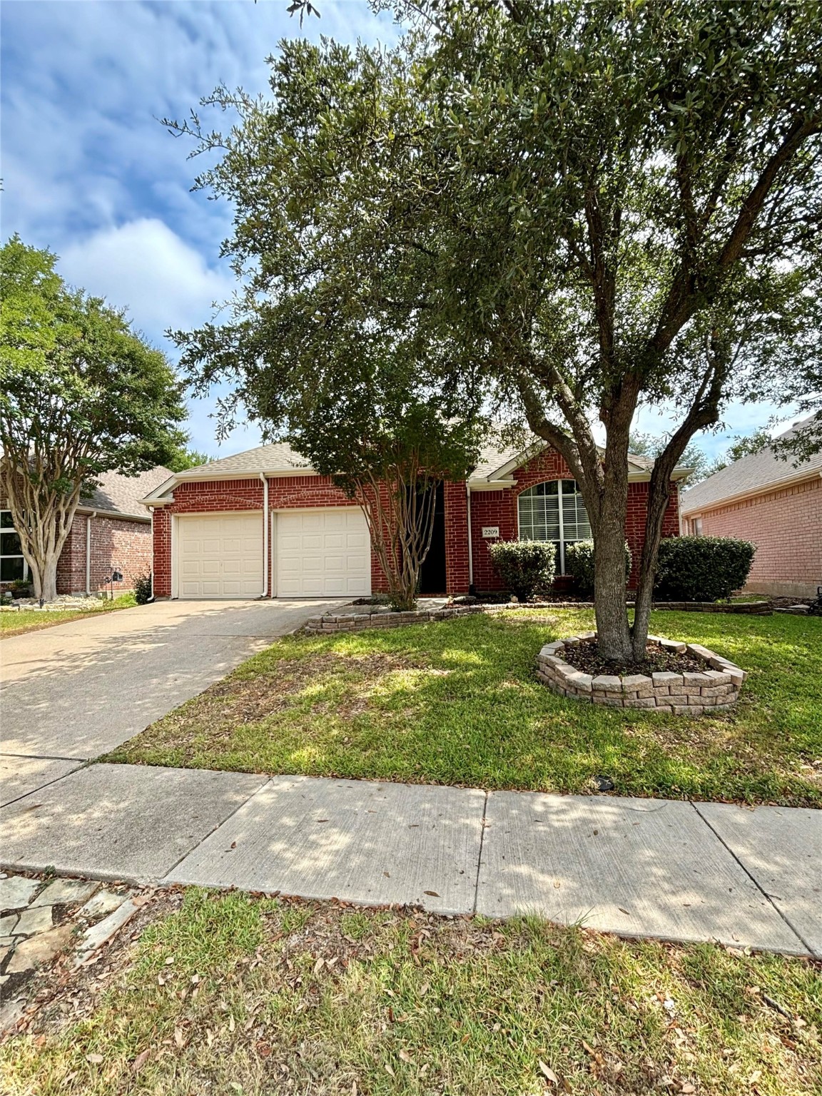 2209 tralee circle