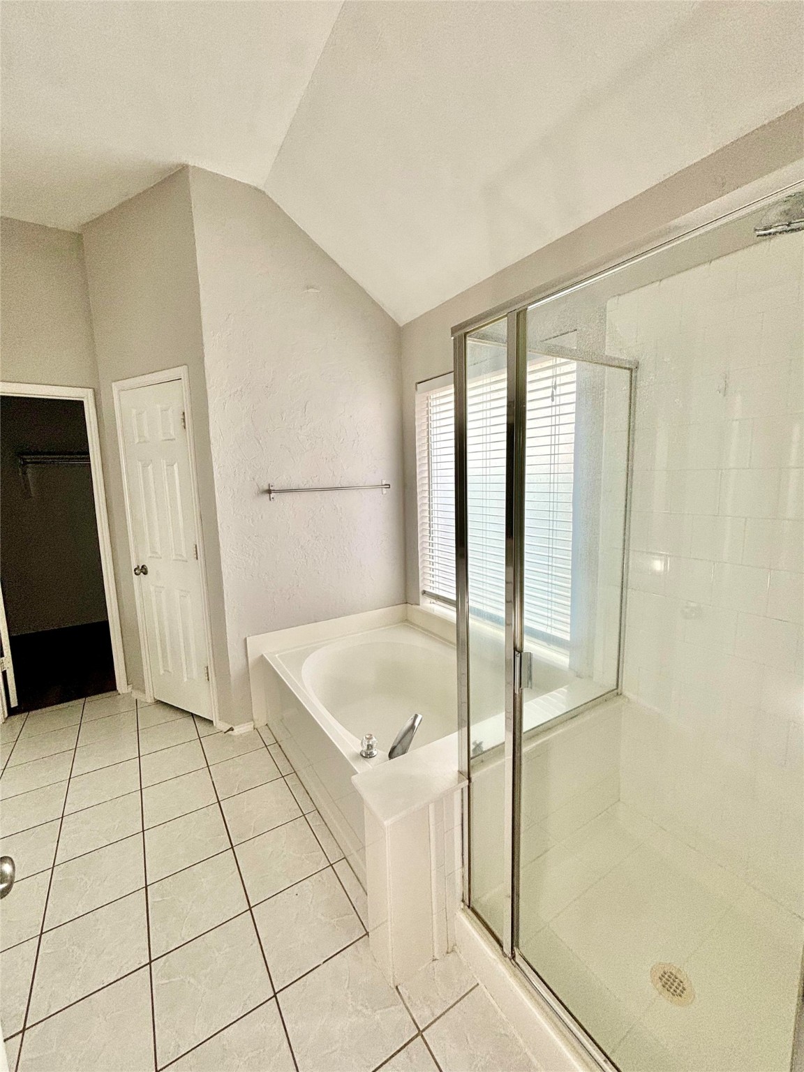 2209 tralee circle