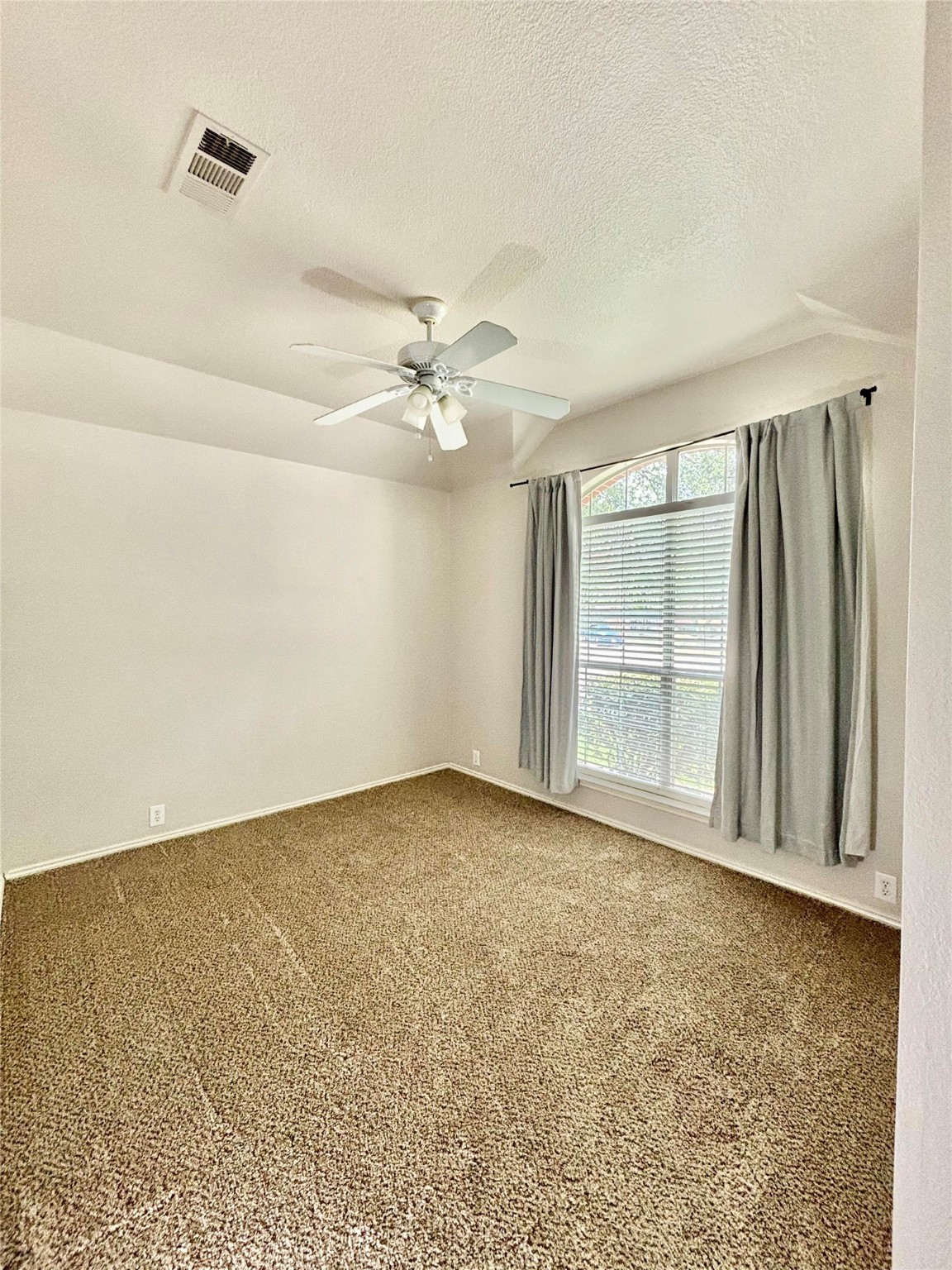 2209 tralee circle