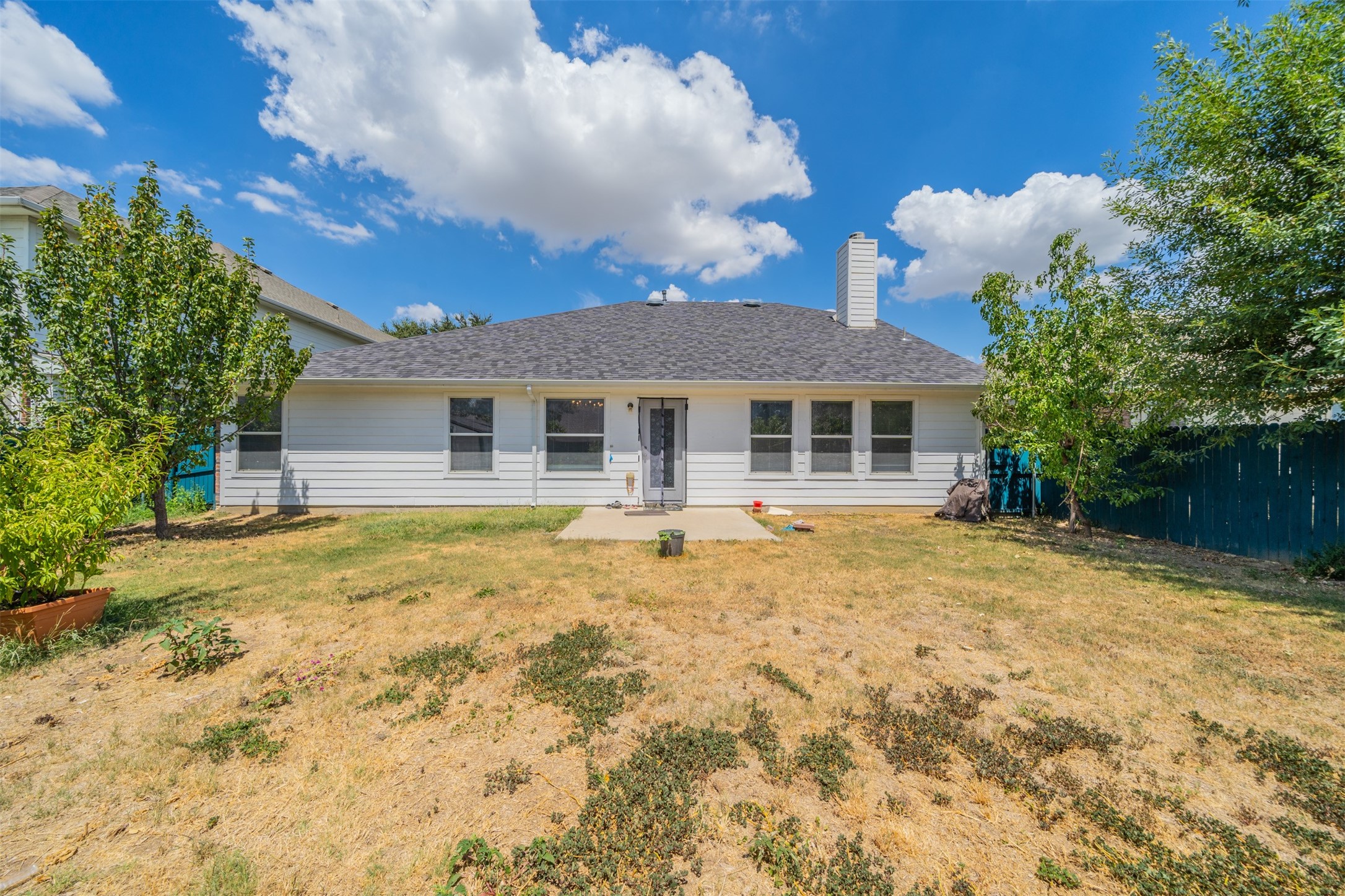 1236 Pepperidge Lane