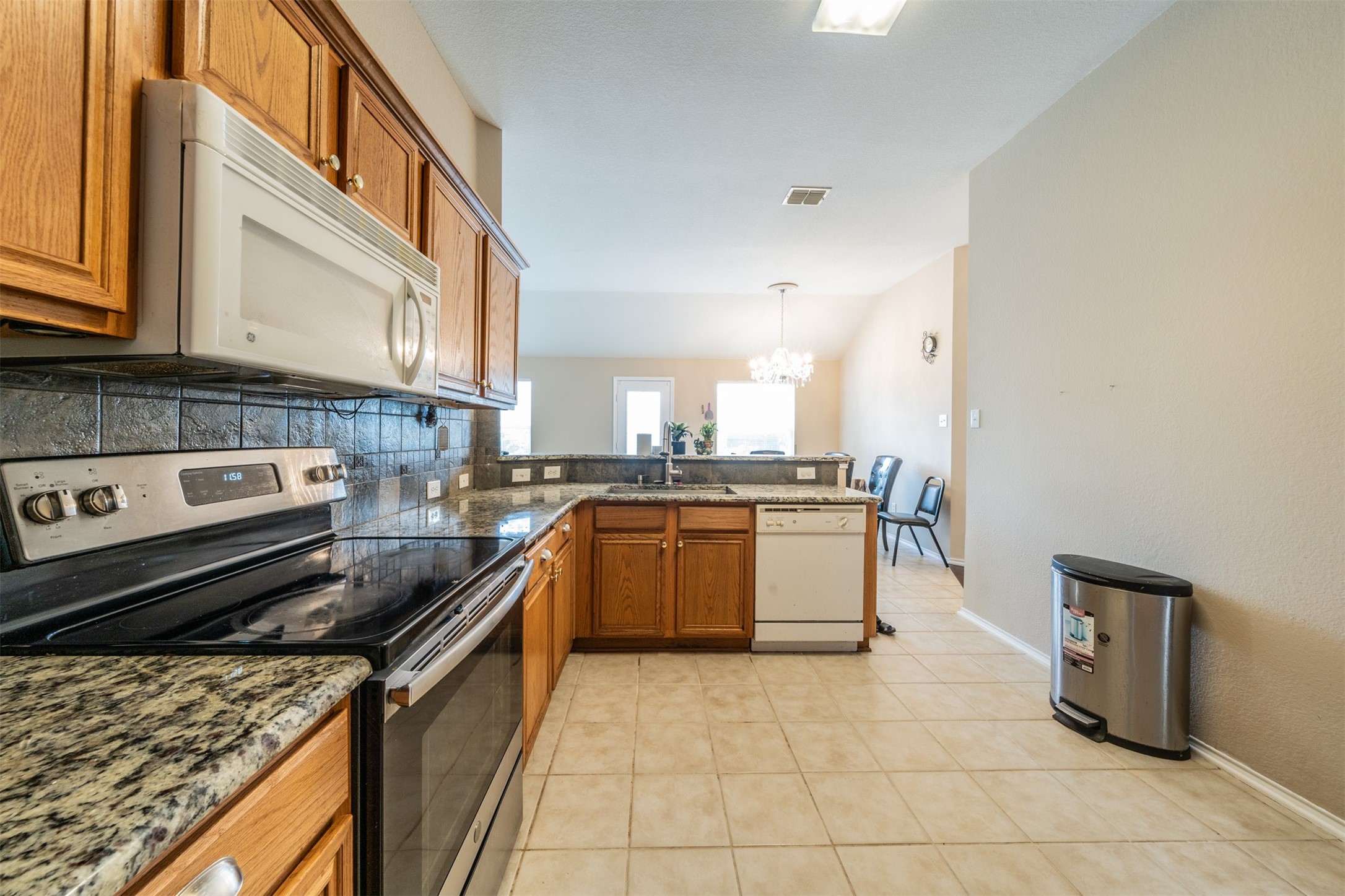 1236 Pepperidge Lane