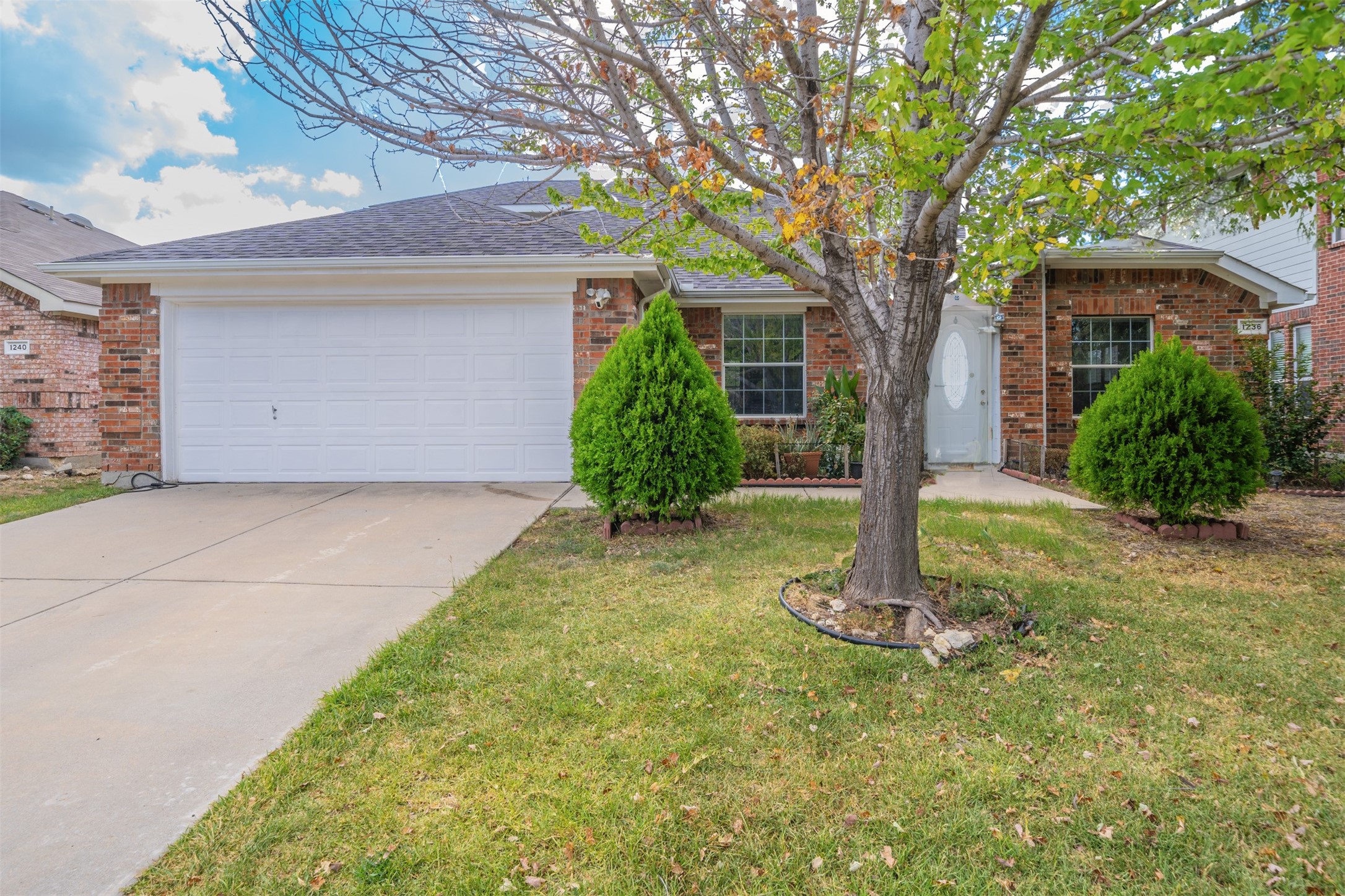 1236 Pepperidge Lane