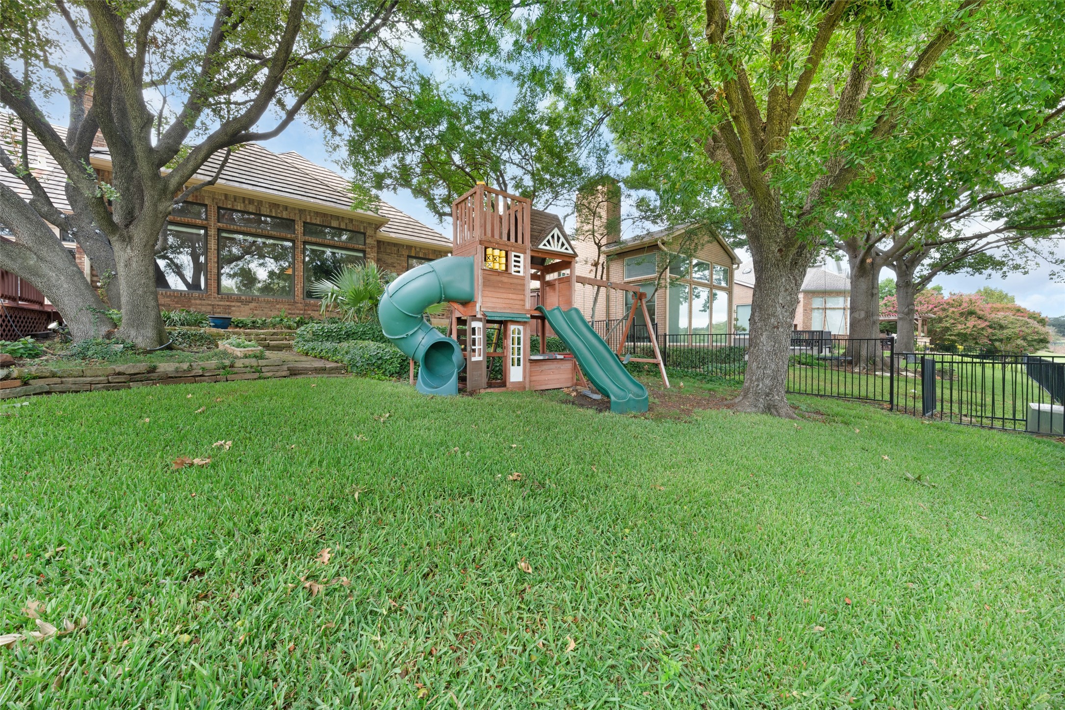 2124 Creekside Circle S