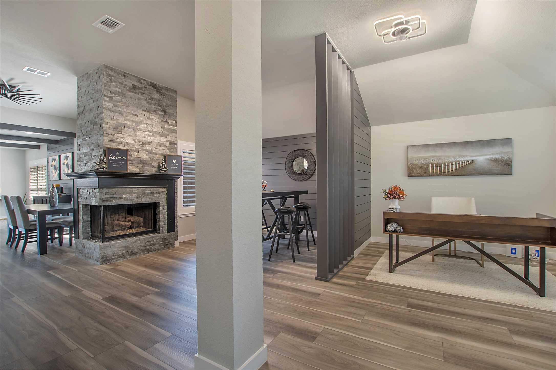 7152 Fox Drive