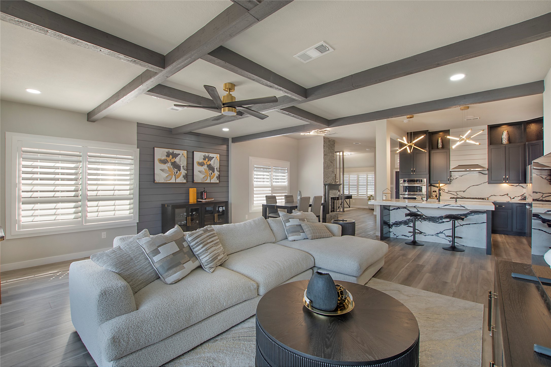 7152 Fox Drive