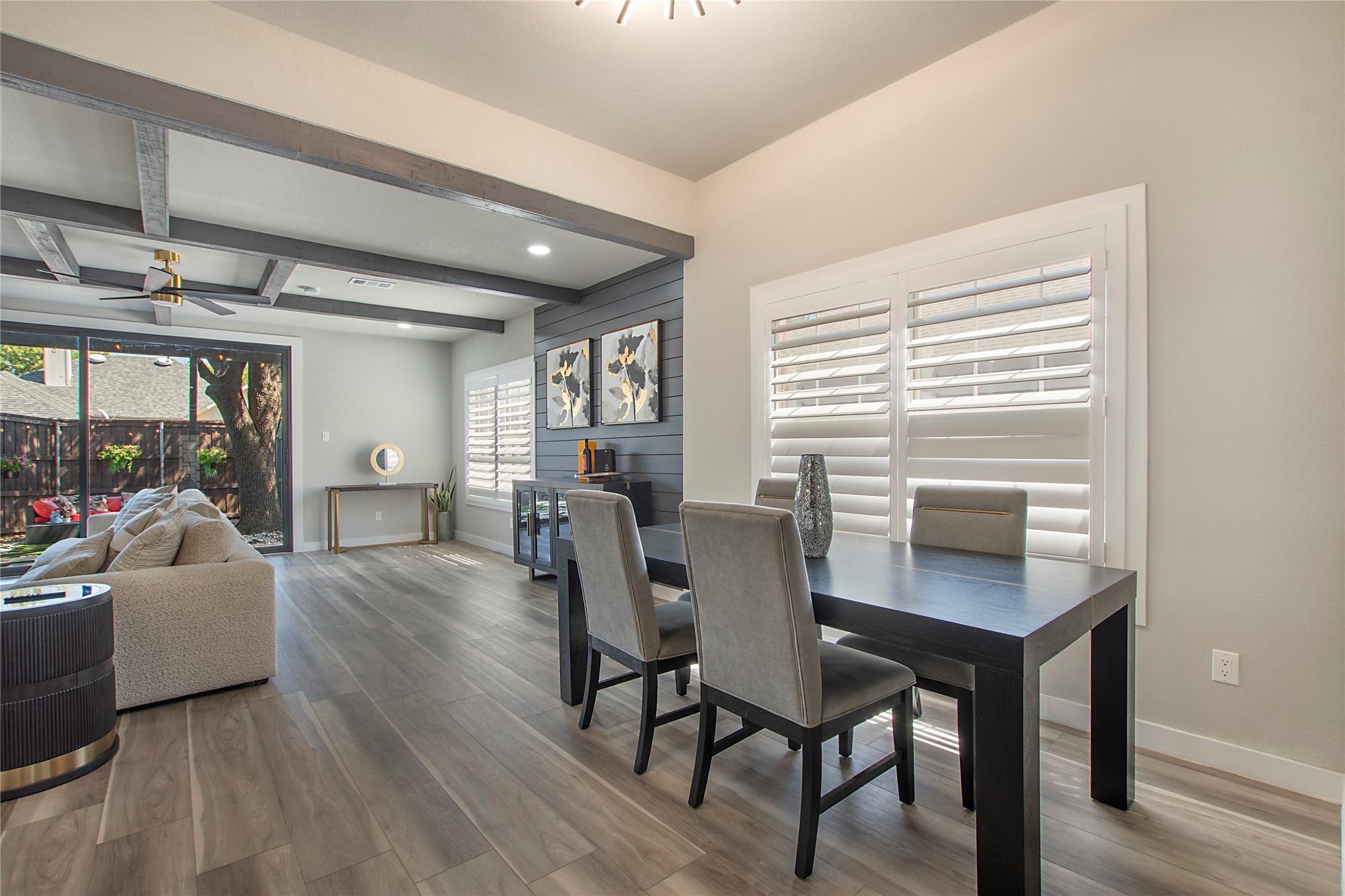7152 Fox Drive