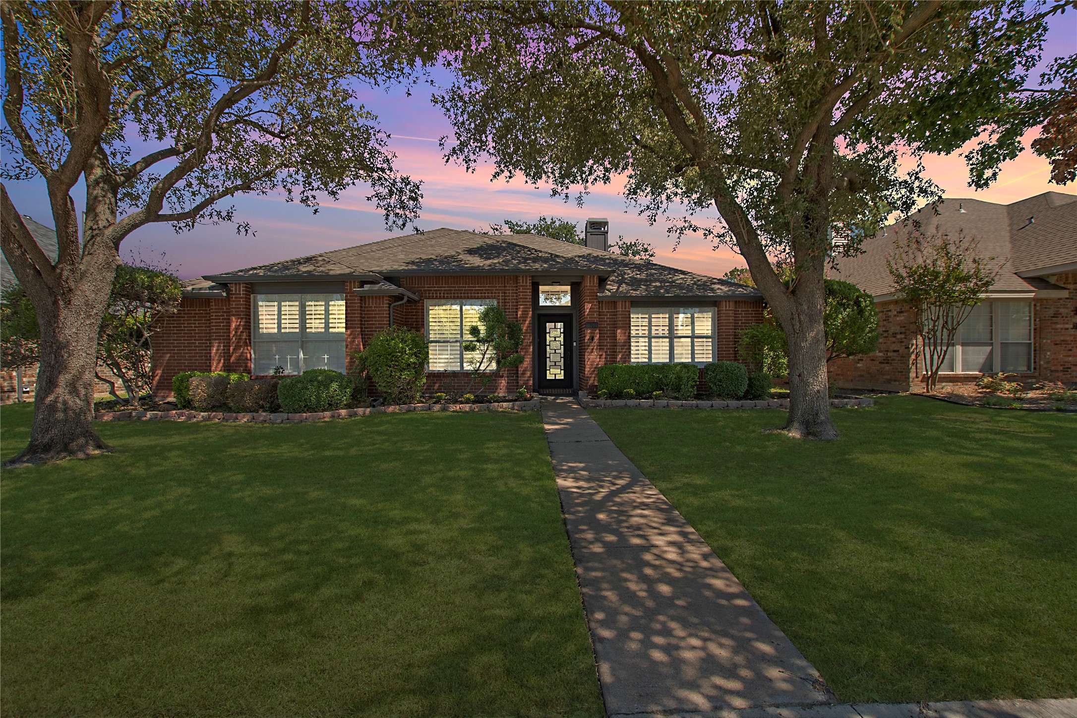 7152 Fox Drive
