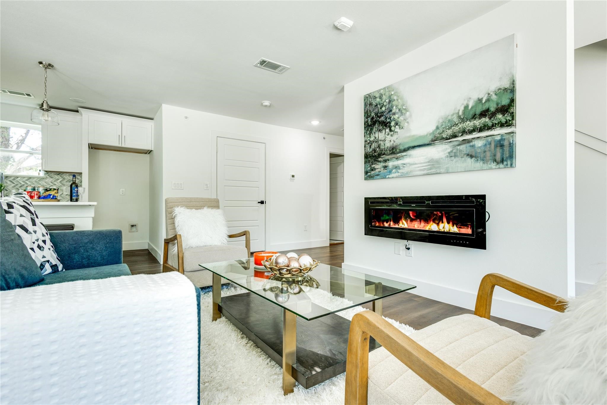 2011 Kirby Street 103