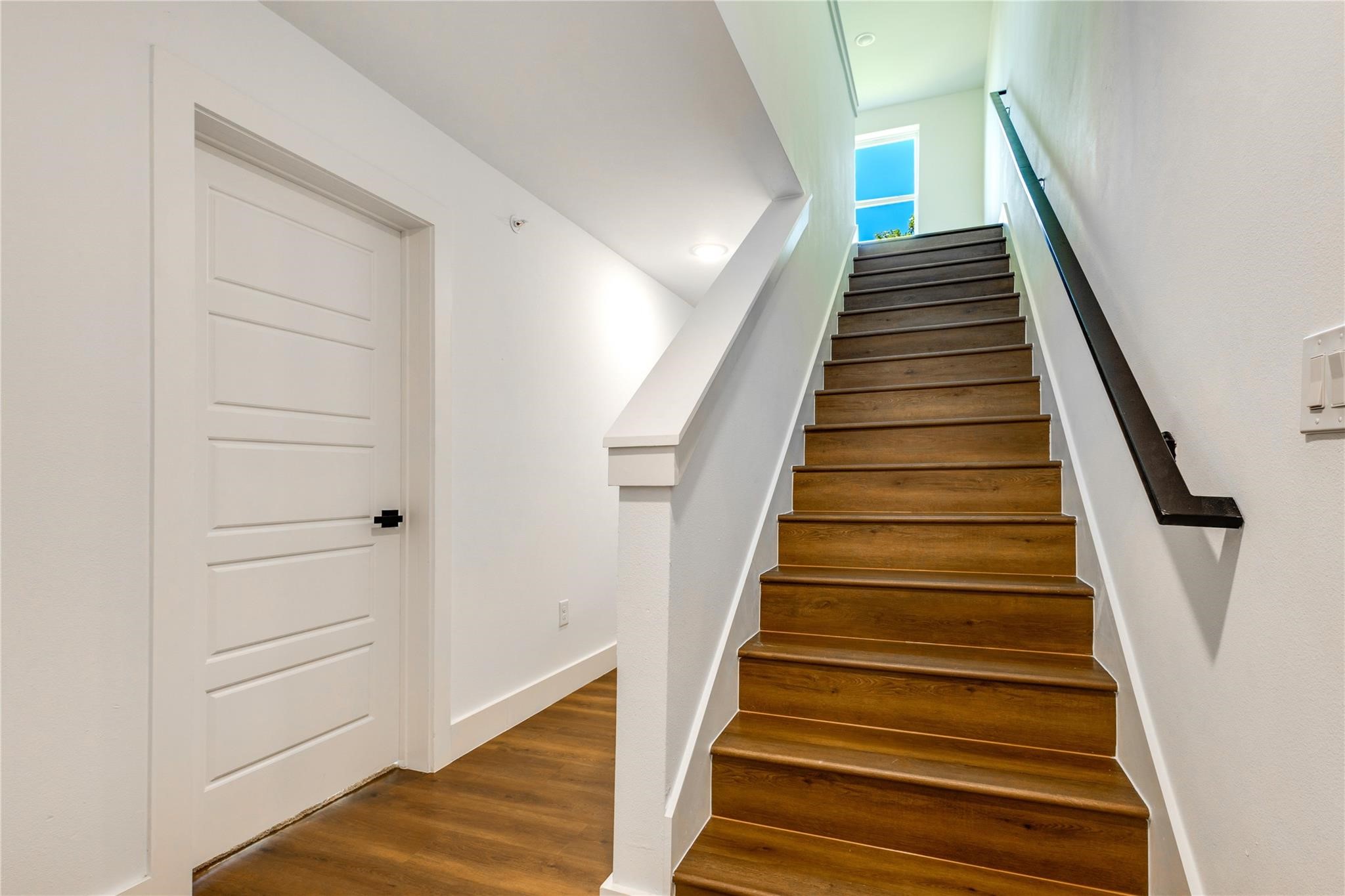 2011 Kirby Street 103