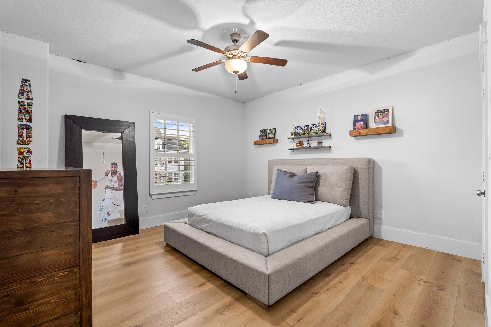 2100 Tremont Boulevard