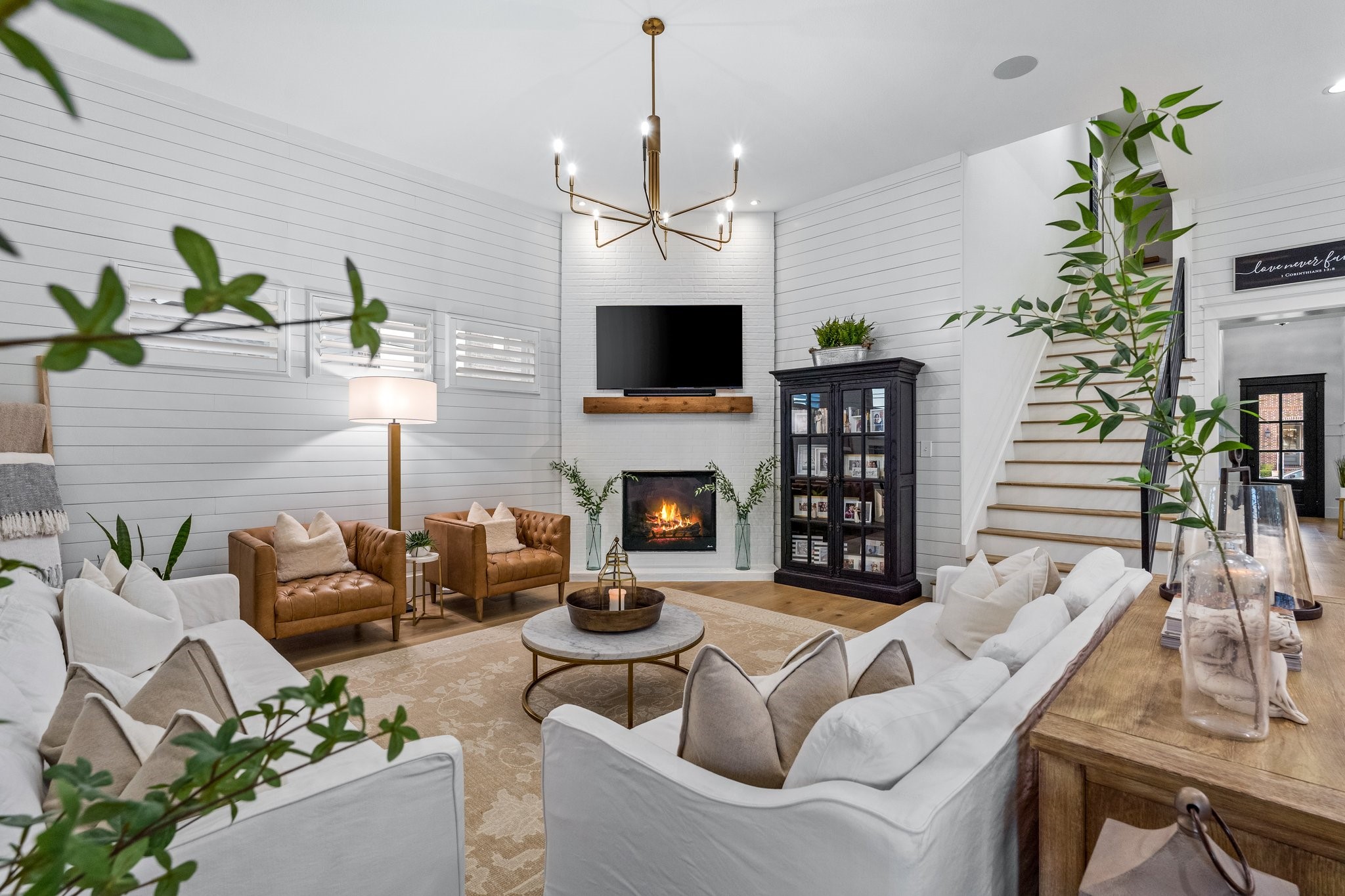 2100 Tremont Boulevard