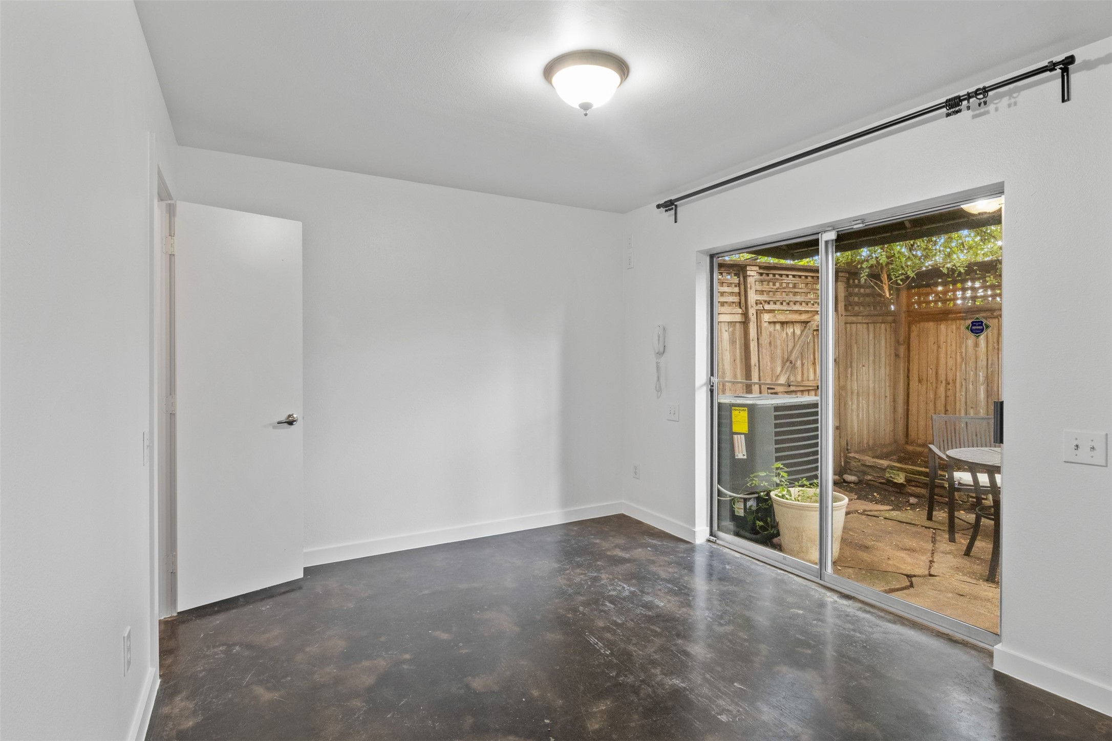 3809 San Jacinto Street E