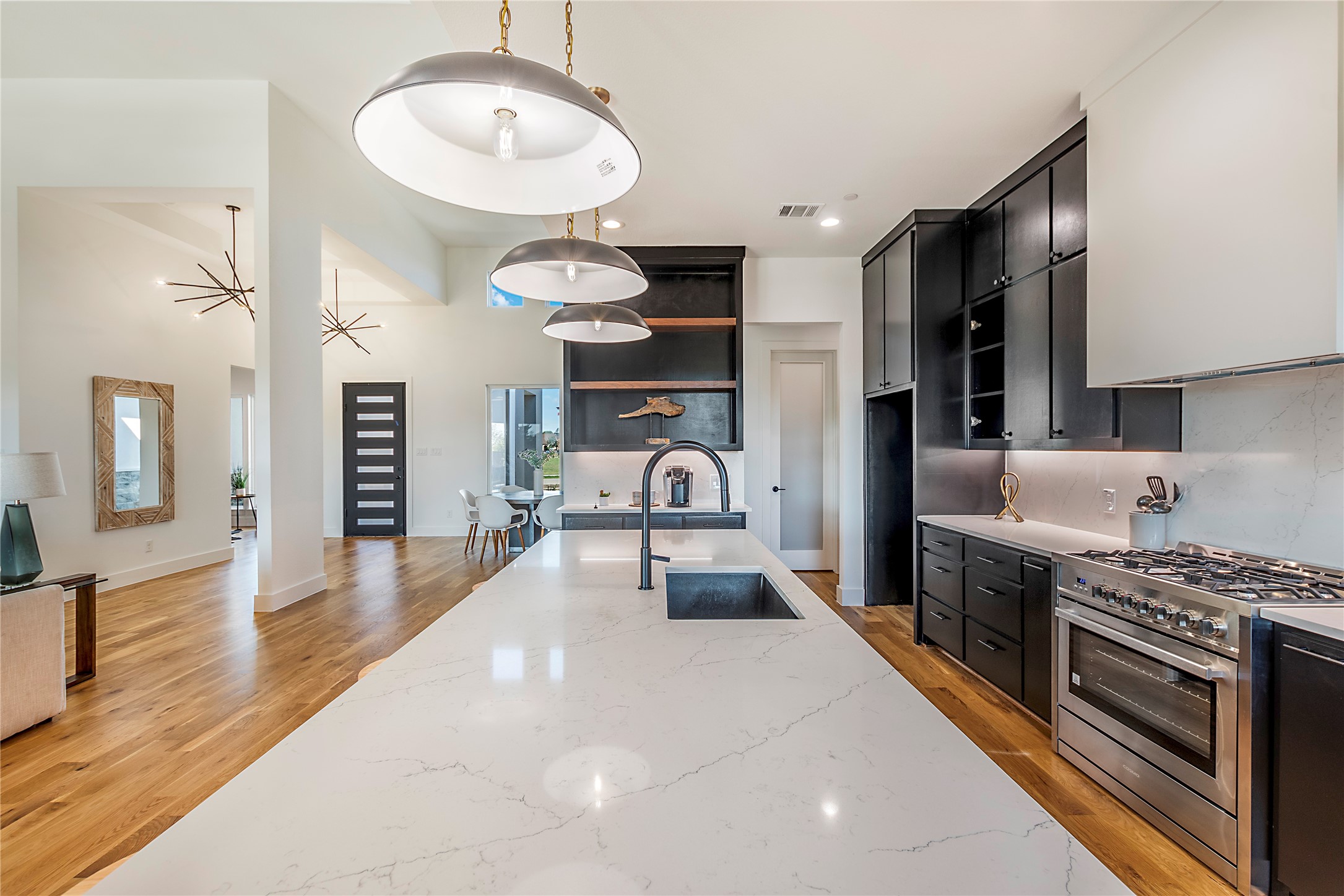 430 Whispering Way